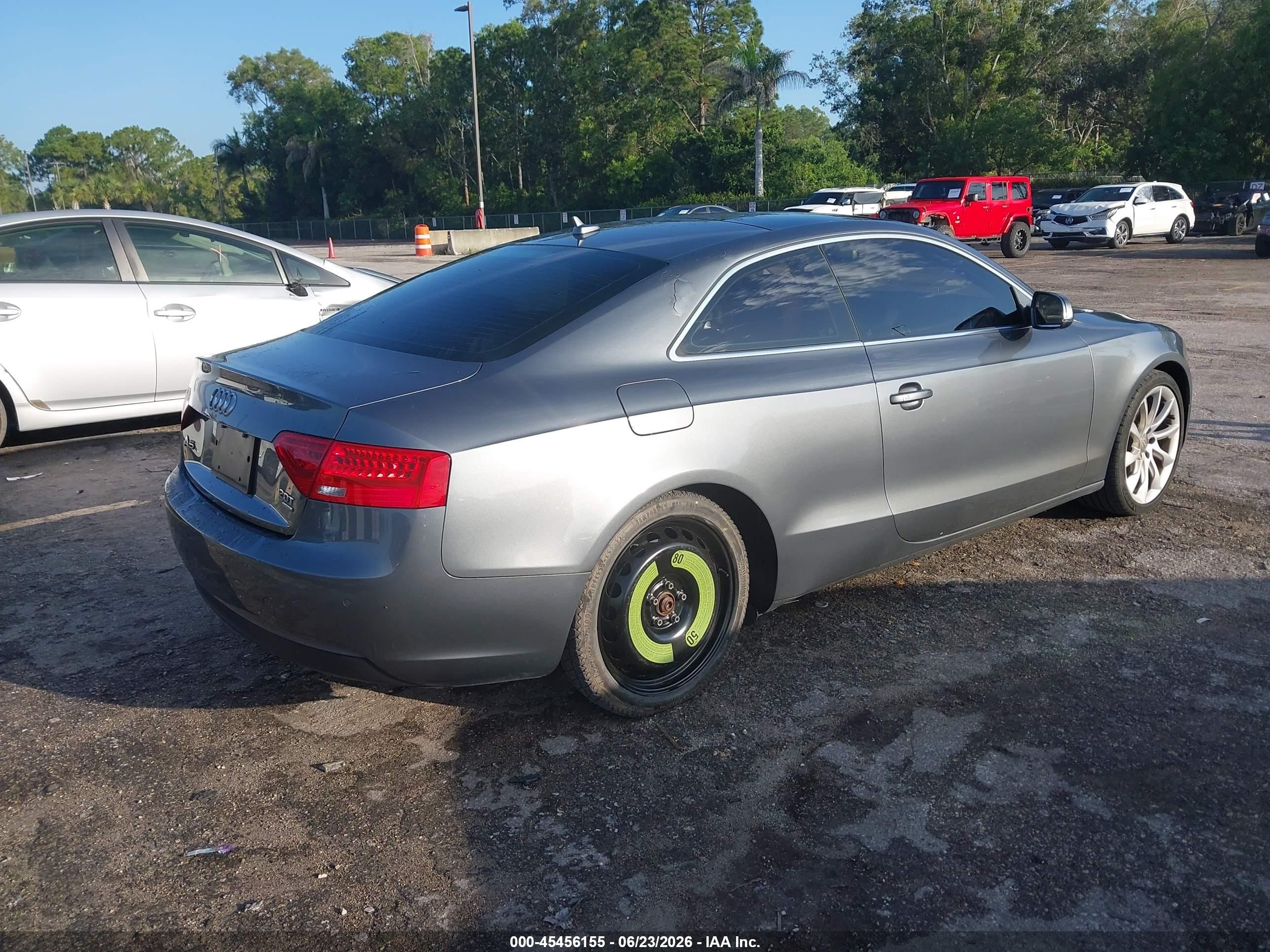 2014 Audi A5 2.0t Premium Gray vin: WAULFAFR4EA014182