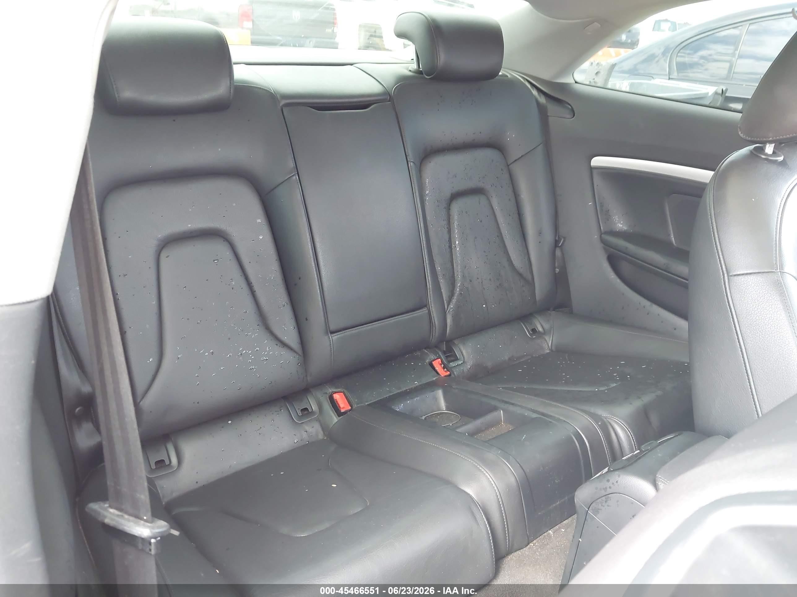 2013 Audi A5 2.0t Premium Black vin: WAULFAFR5DA031684