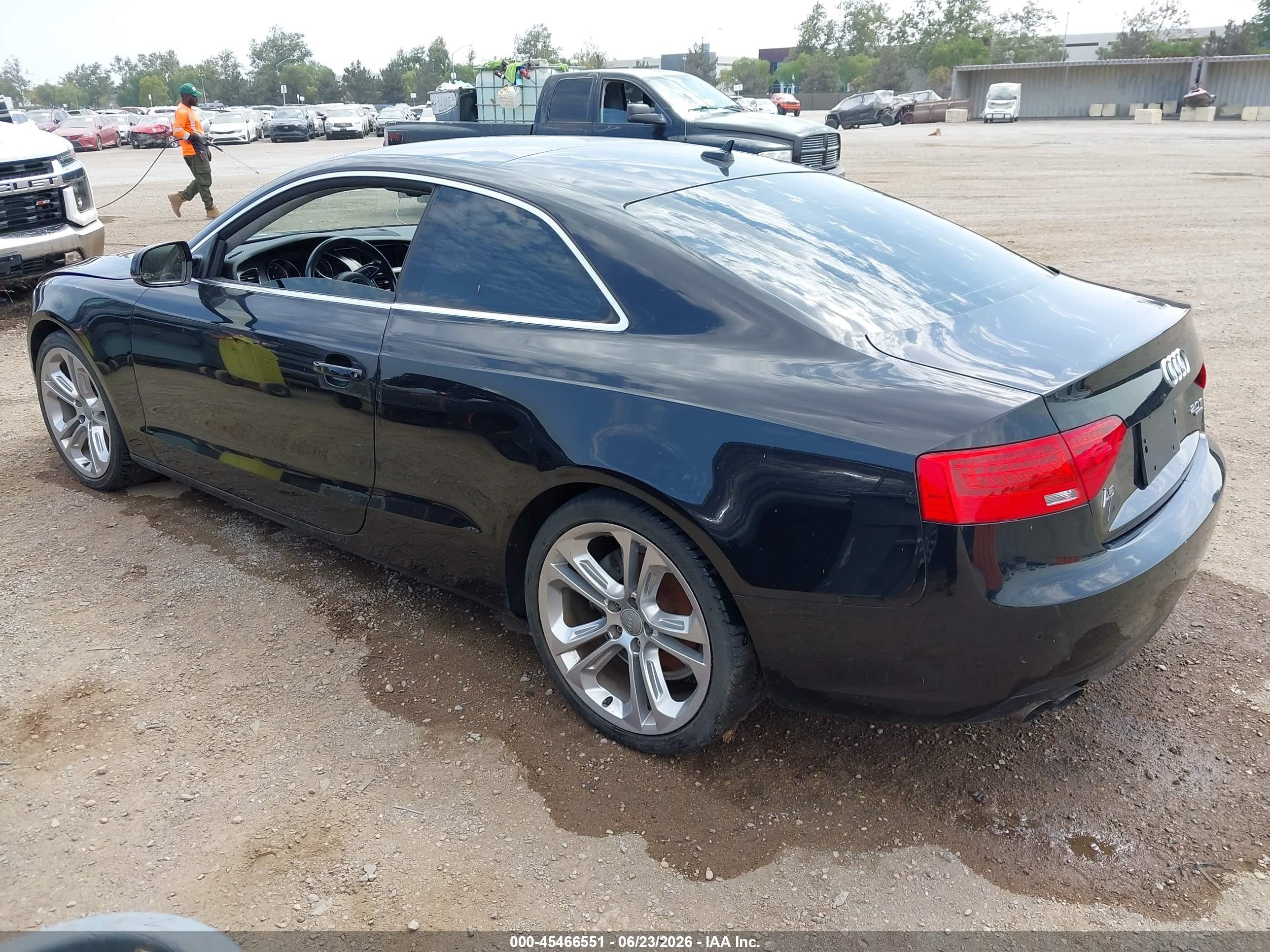 2013 Audi A5 2.0t Premium Black vin: WAULFAFR5DA031684