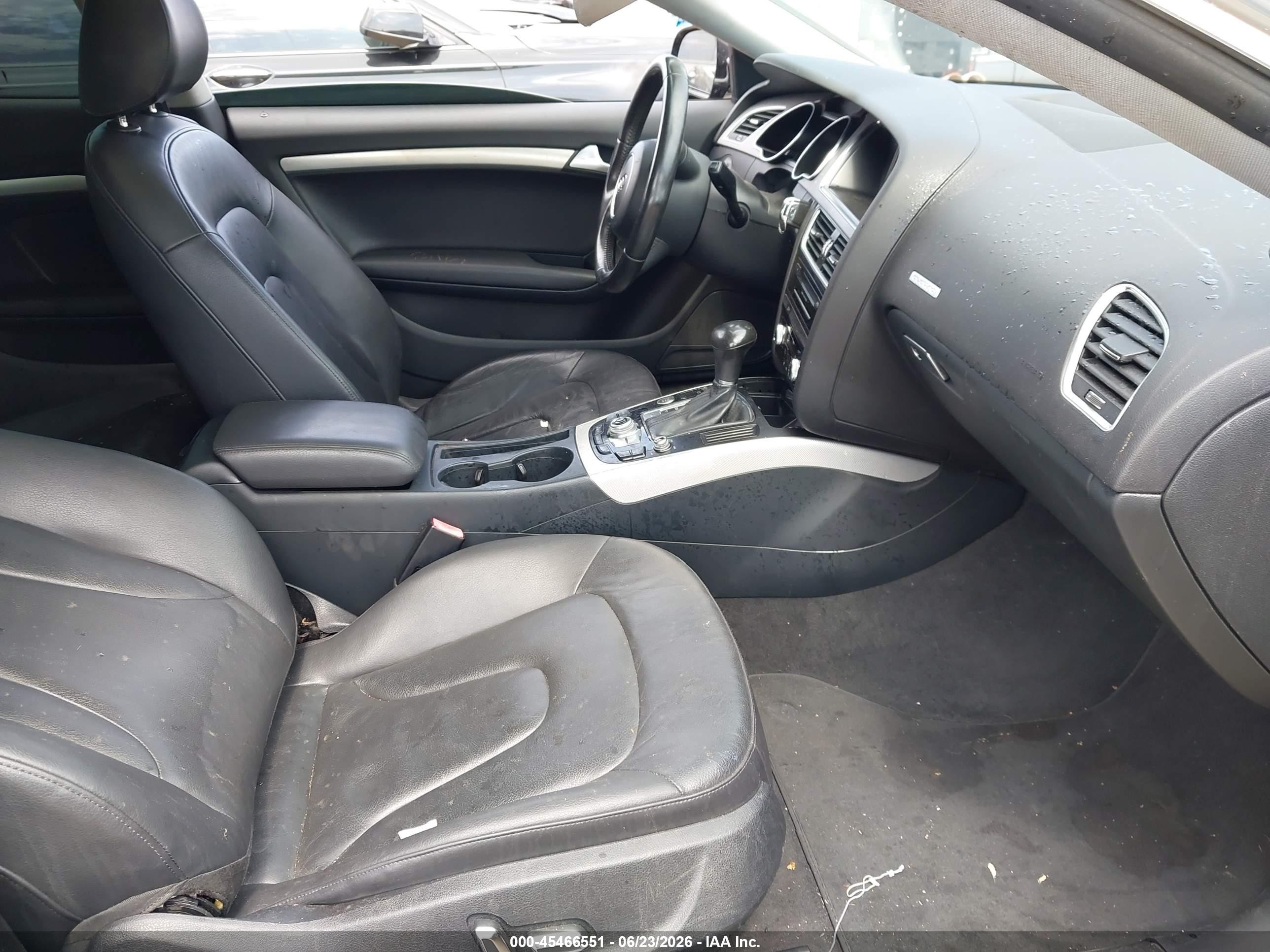 2013 Audi A5 2.0t Premium Black vin: WAULFAFR5DA031684