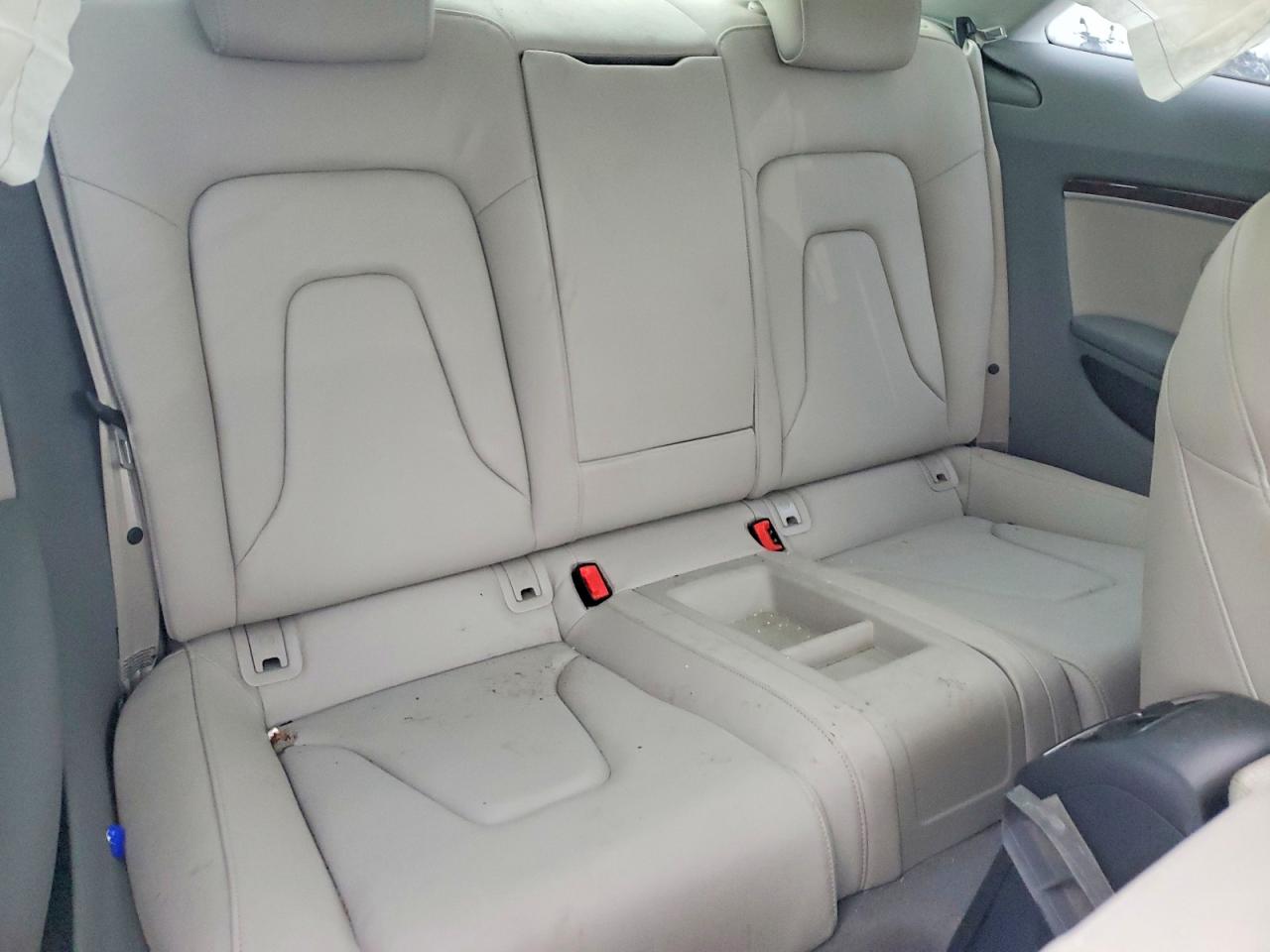 2010 Audi A5 Premium Plus Charcoal vin: WAULFAFR6AA079612