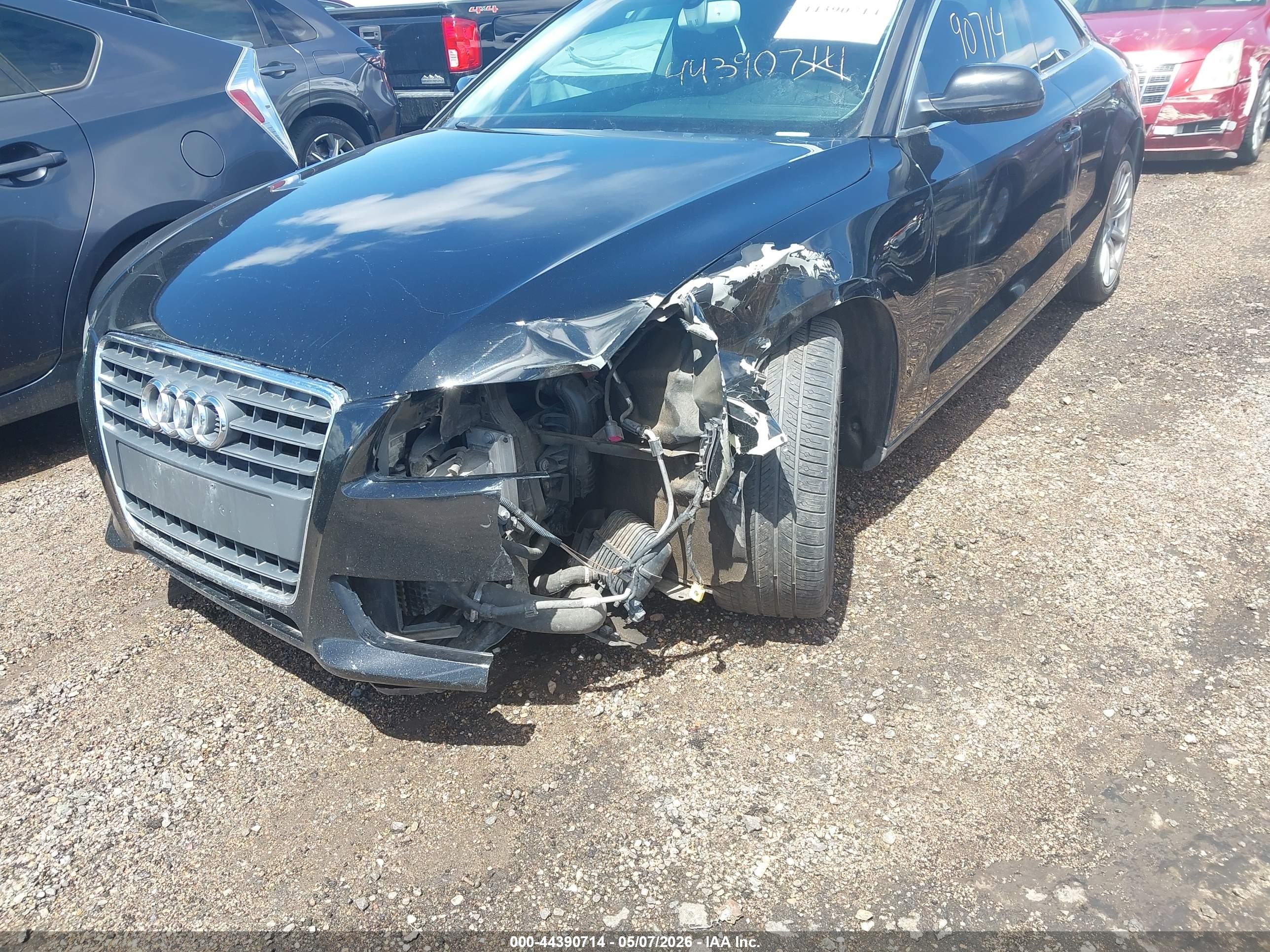 2011 Audi A5 2.0t Premium Black vin: WAULFAFR6BA034042