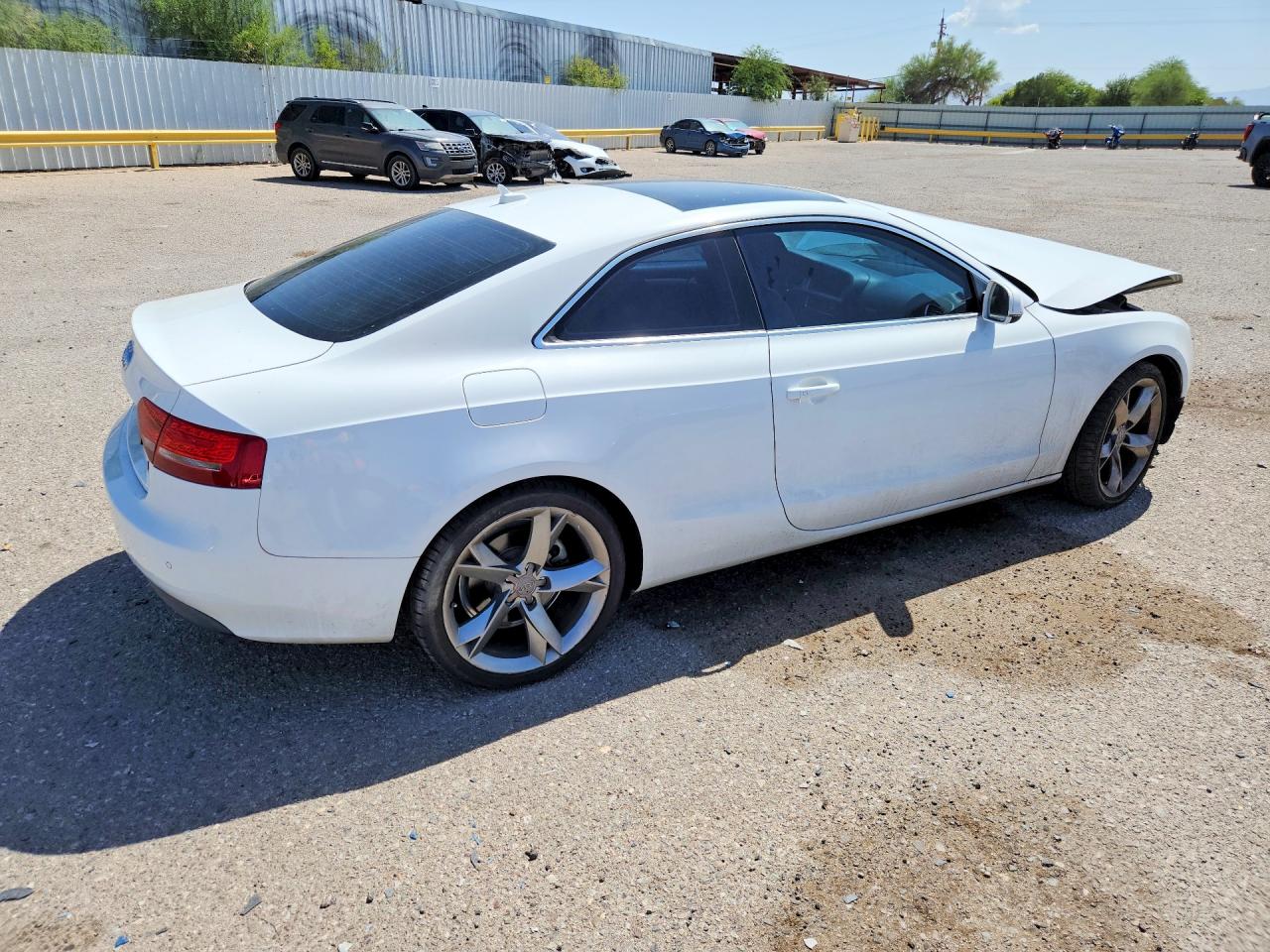 2012 Audi A5 Premium Plus White vin: WAULFAFR6CA016089