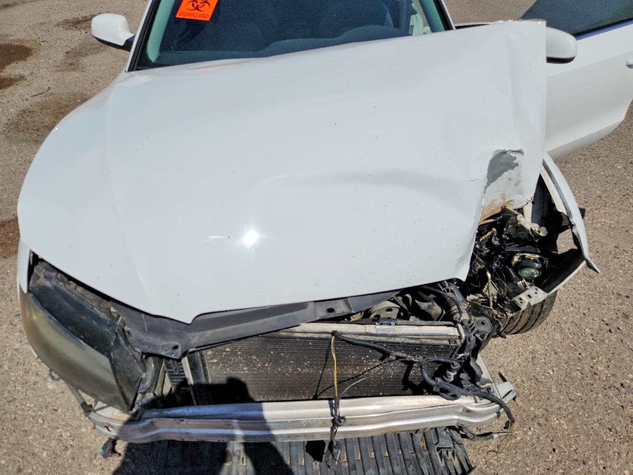 2012 Audi A5 Premium Plus White vin: WAULFAFR6CA016089