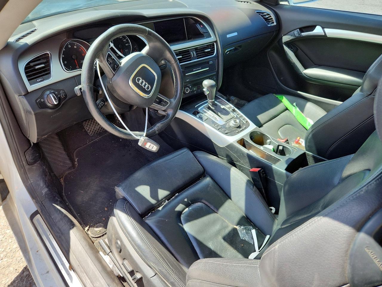 2012 Audi A5 Premium Plus White vin: WAULFAFR6CA016089