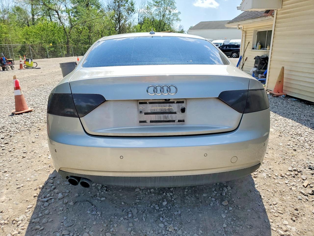 2013 Audi A5 Premium Plus Silver vin: WAULFAFR6DA008785
