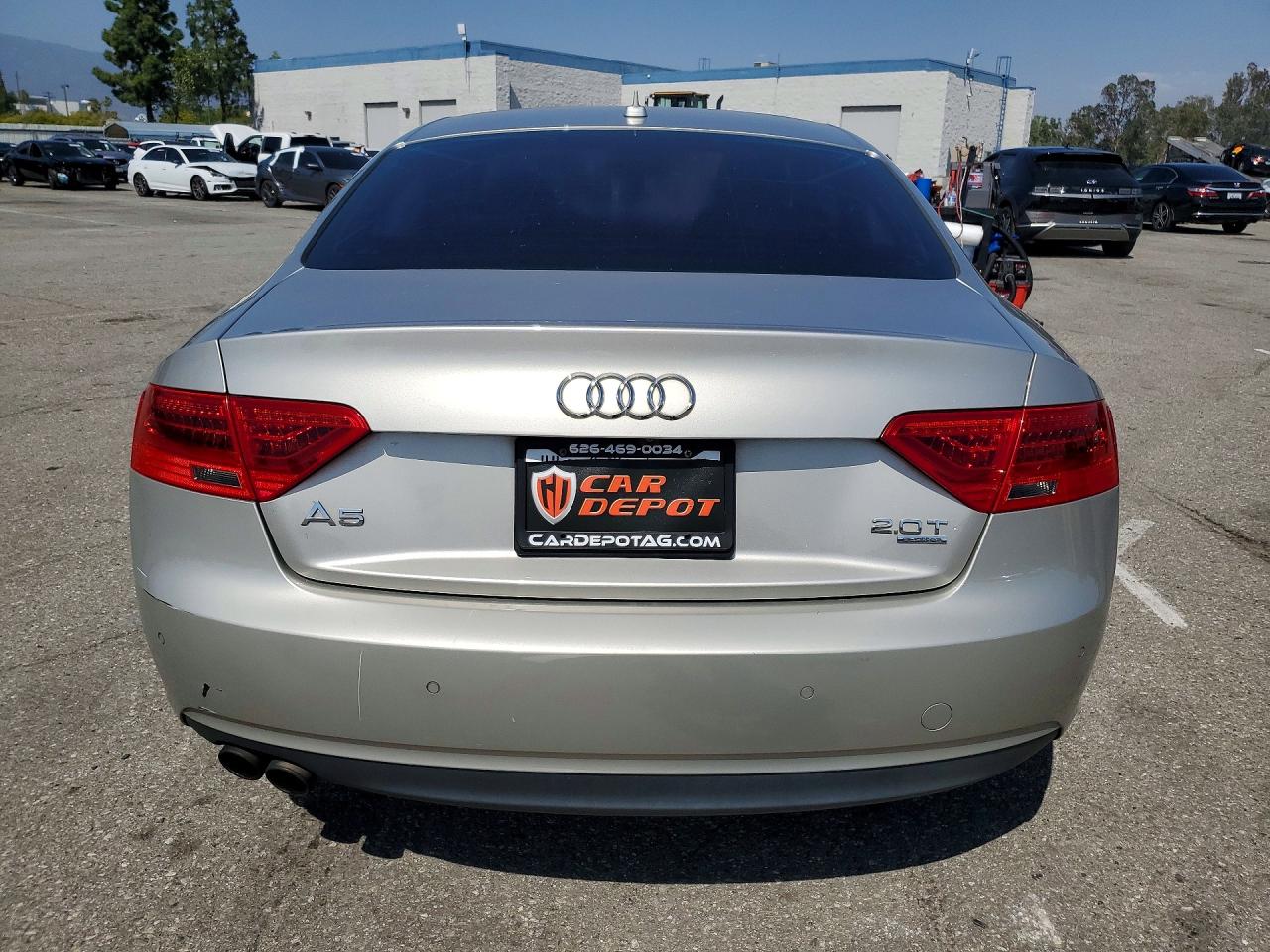 2013 Audi A5 Premium Plus Серебряный vin: WAULFAFR6DA031533