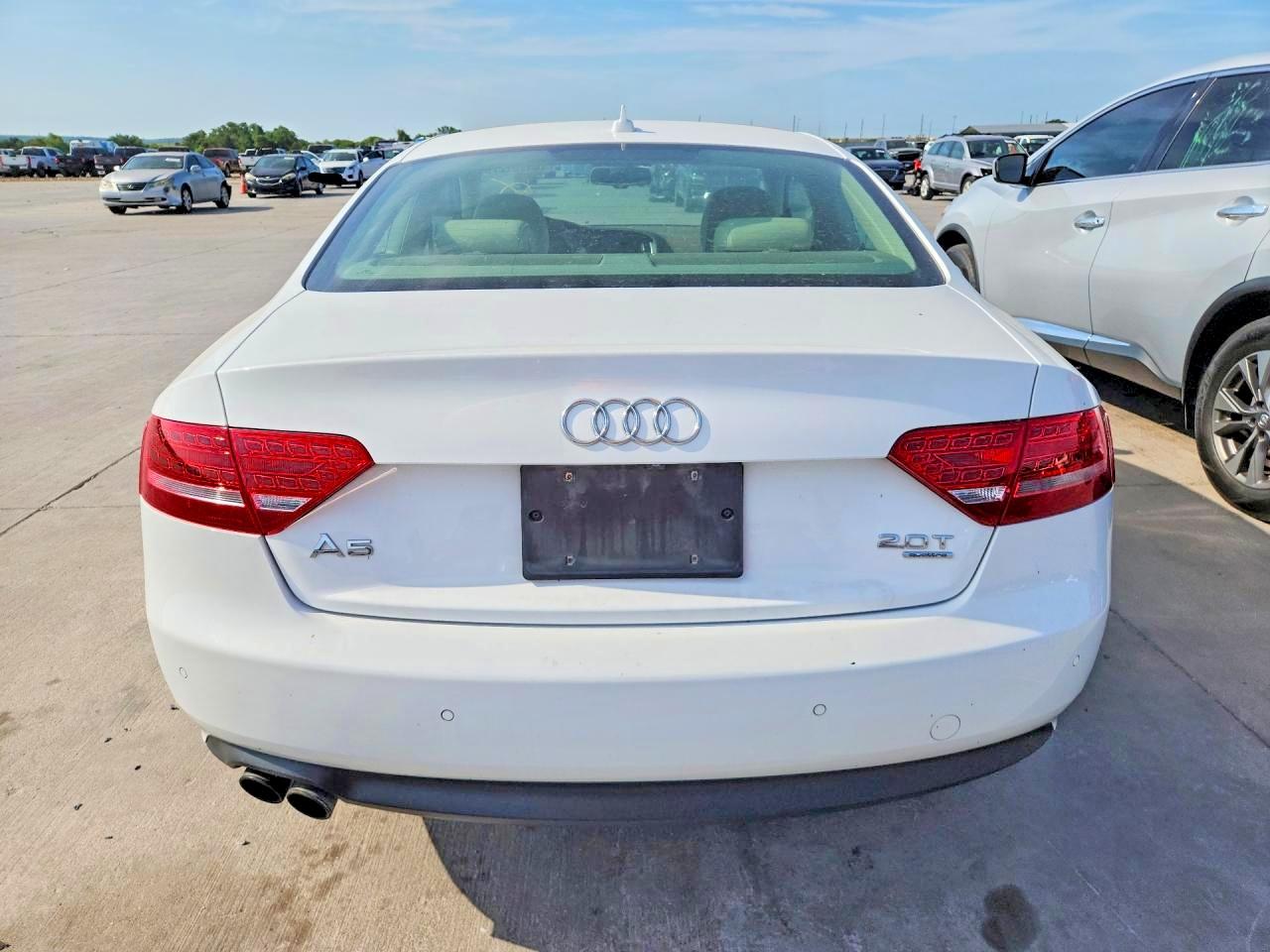 2012 Audi A5 Premium Plus White vin: WAULFAFR7CA042992