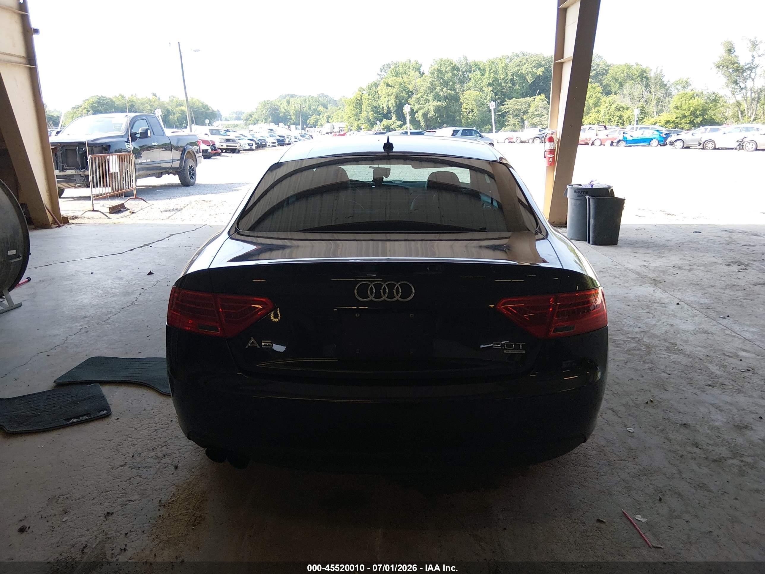 2013 Audi A5 2.0t Premium Black vin: WAULFAFR7DA057400