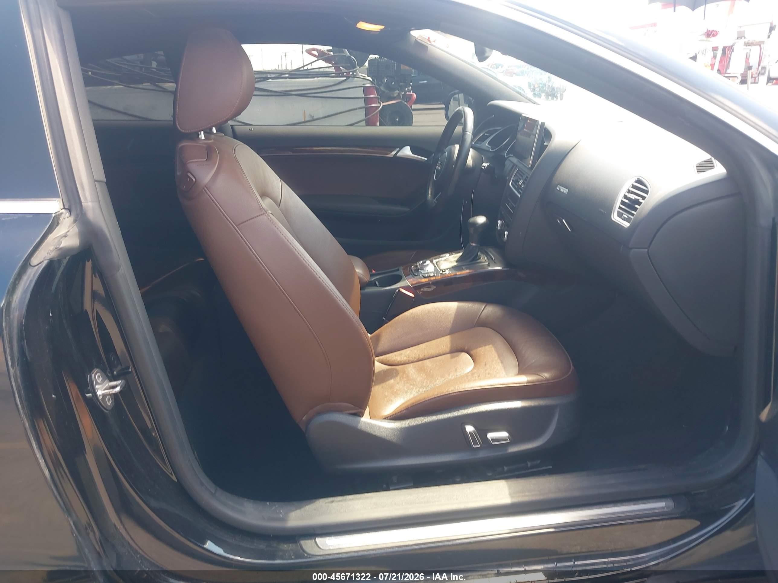 2014 Audi A5 2.0t Premium Black vin: WAULFAFR7EA011275