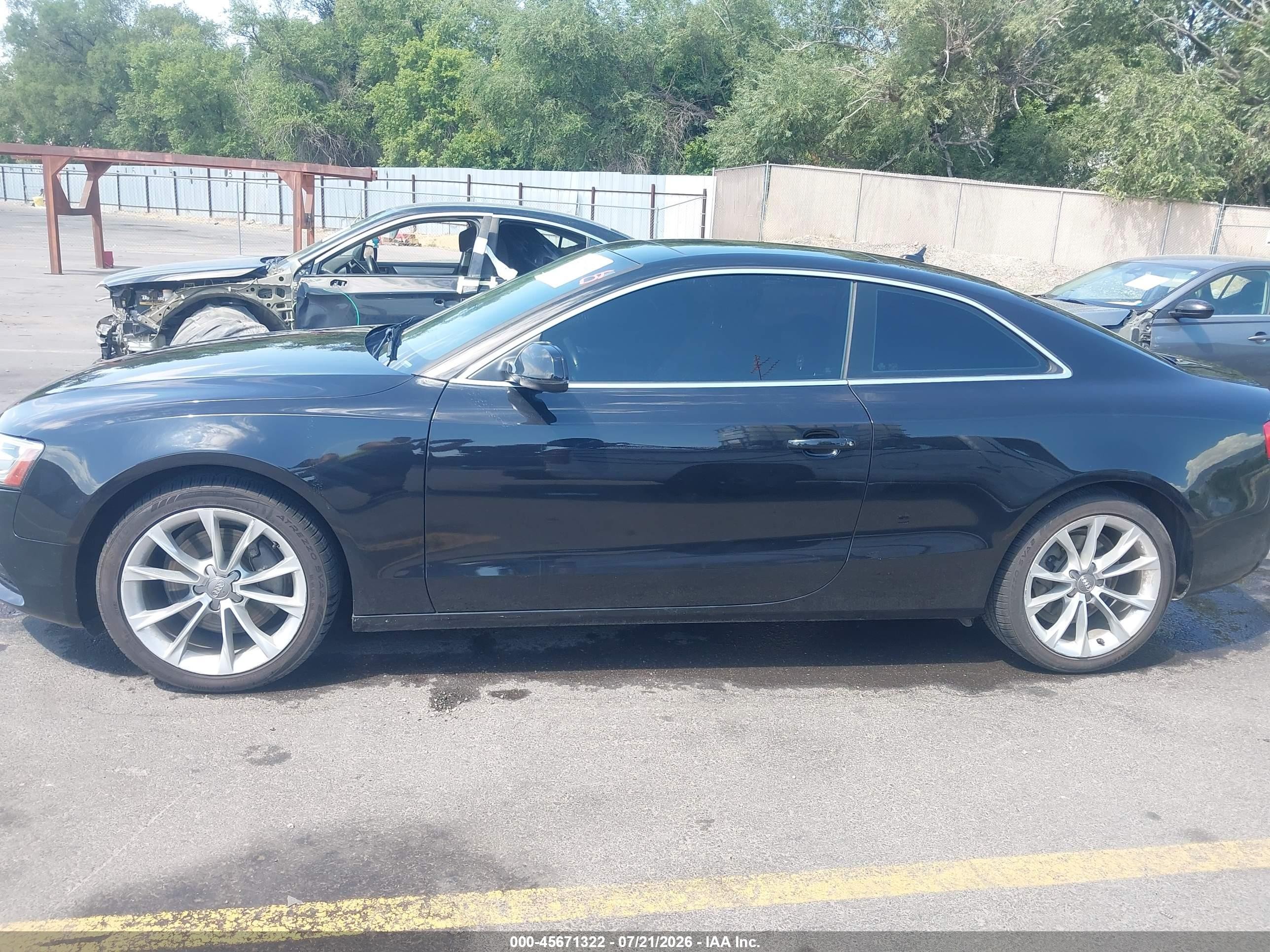 2014 Audi A5 2.0t Premium Black vin: WAULFAFR7EA011275