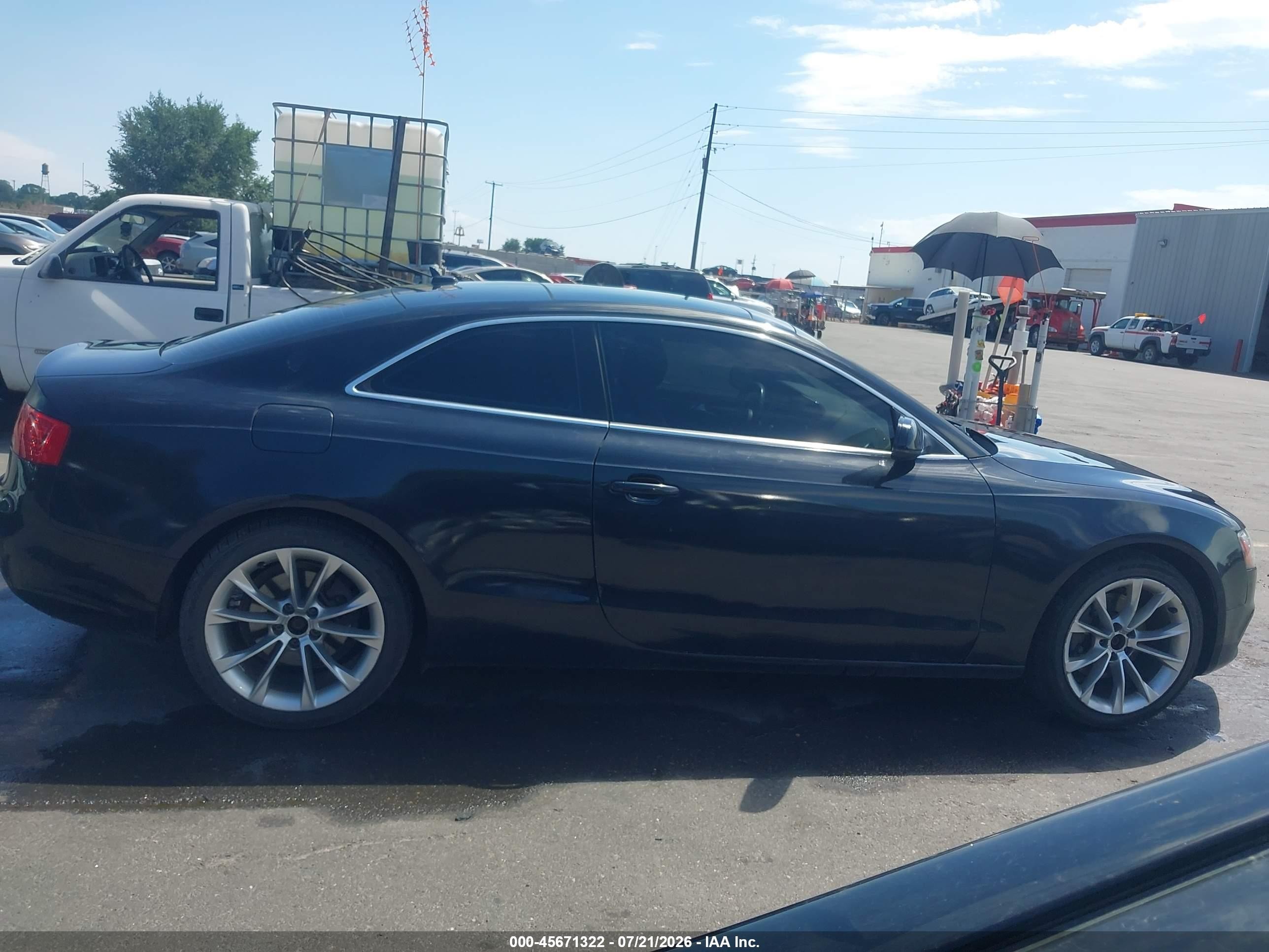 2014 Audi A5 2.0t Premium Black vin: WAULFAFR7EA011275