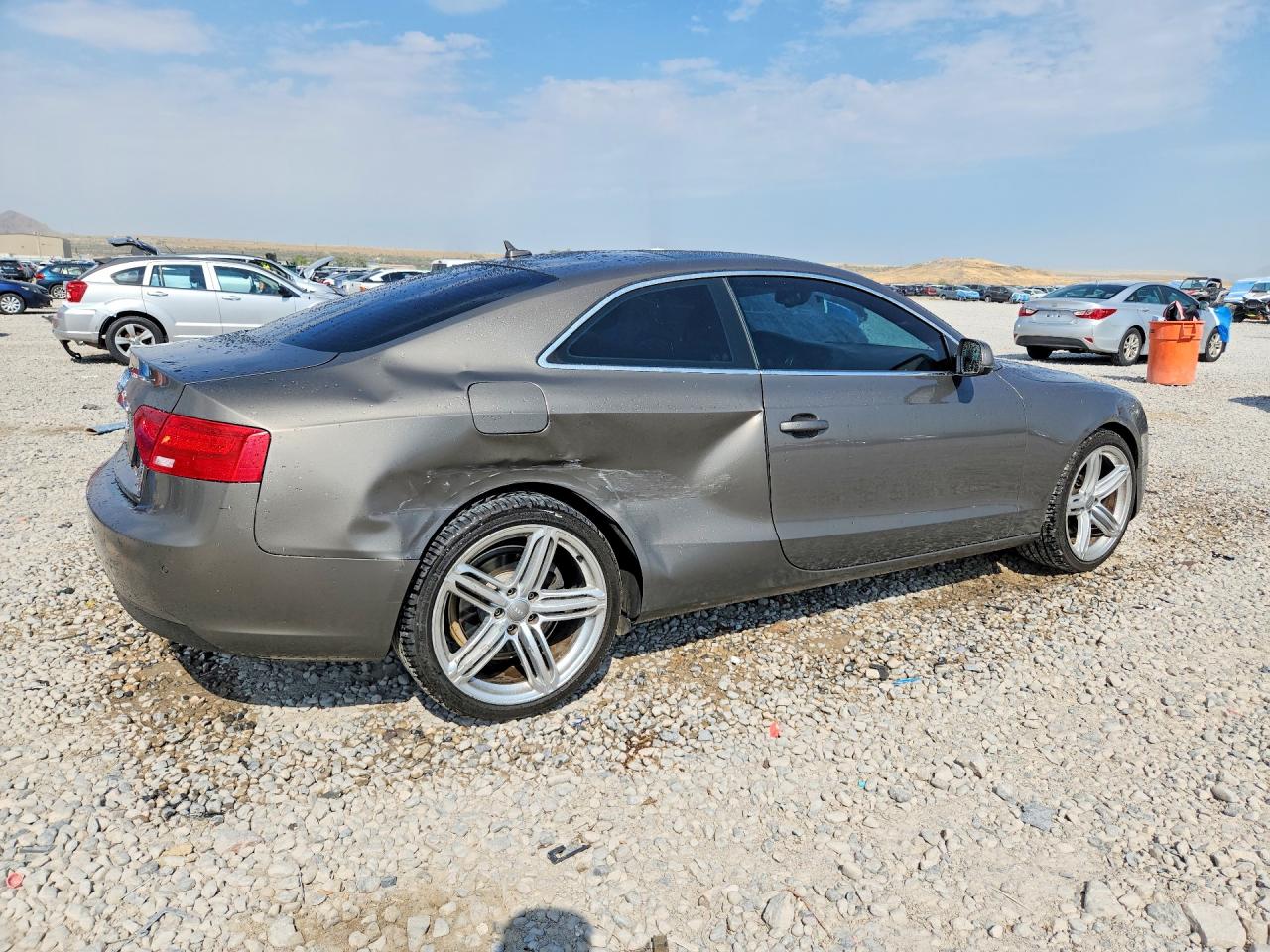 2014 Audi A5 Premium Plus Gray vin: WAULFAFR7EA038458