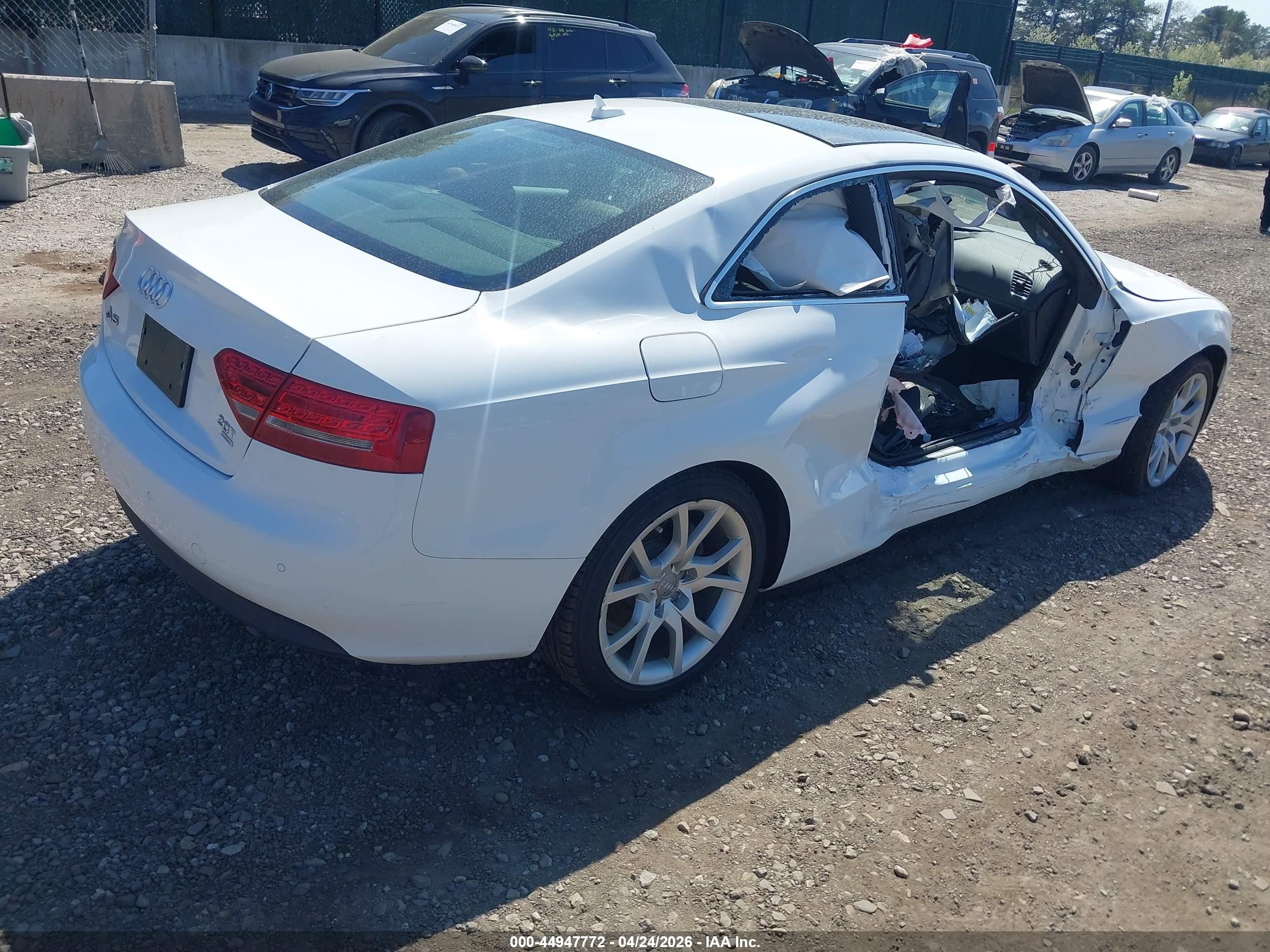 2012 Audi A5 2.0t Premium White vin: WAULFAFR8CA022489