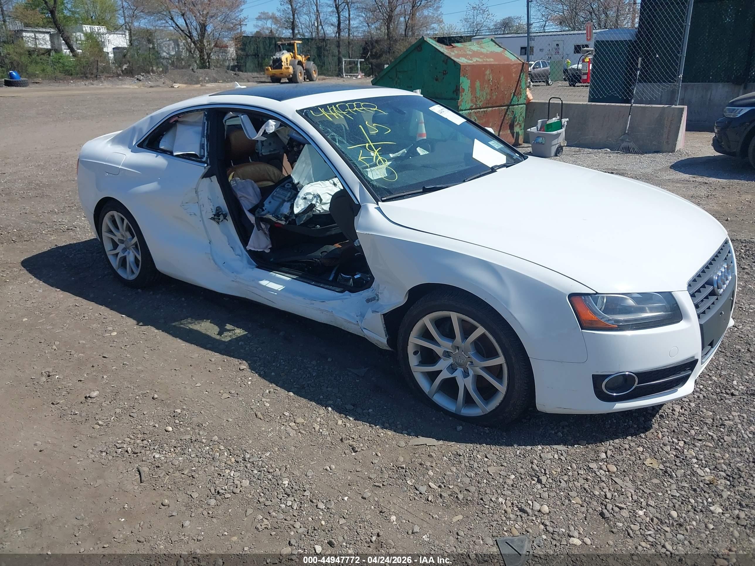 2012 Audi A5 2.0t Premium White vin: WAULFAFR8CA022489