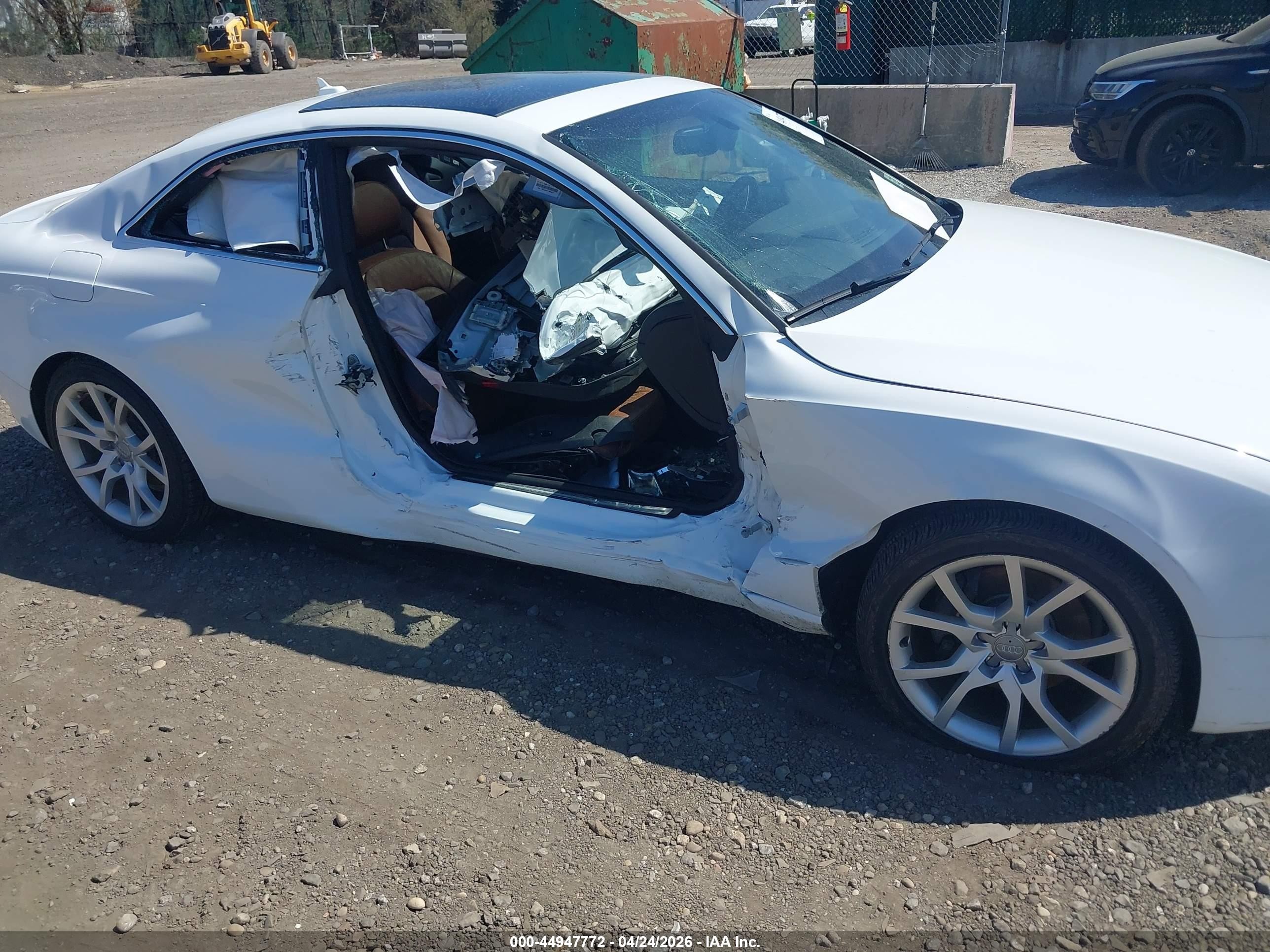 2012 Audi A5 2.0t Premium White vin: WAULFAFR8CA022489