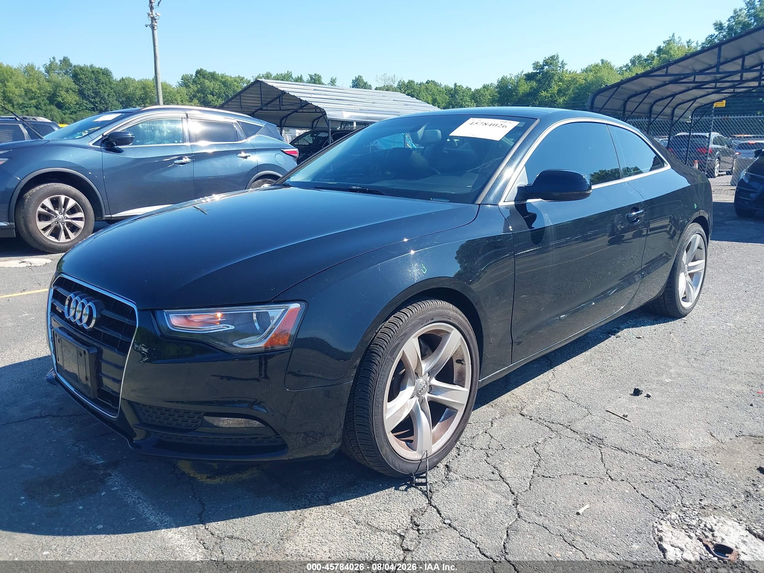 2013 Audi A5 2.0t Premium Черный vin: WAULFAFR8DA056448