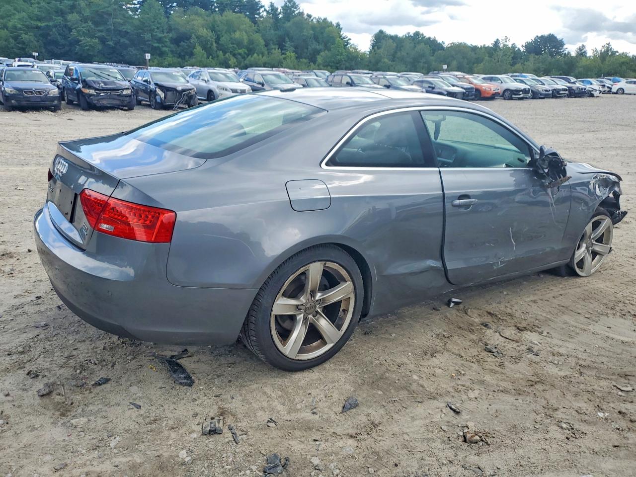 2013 Audi A5 Premium Plus Gray vin: WAULFAFR9DA077342