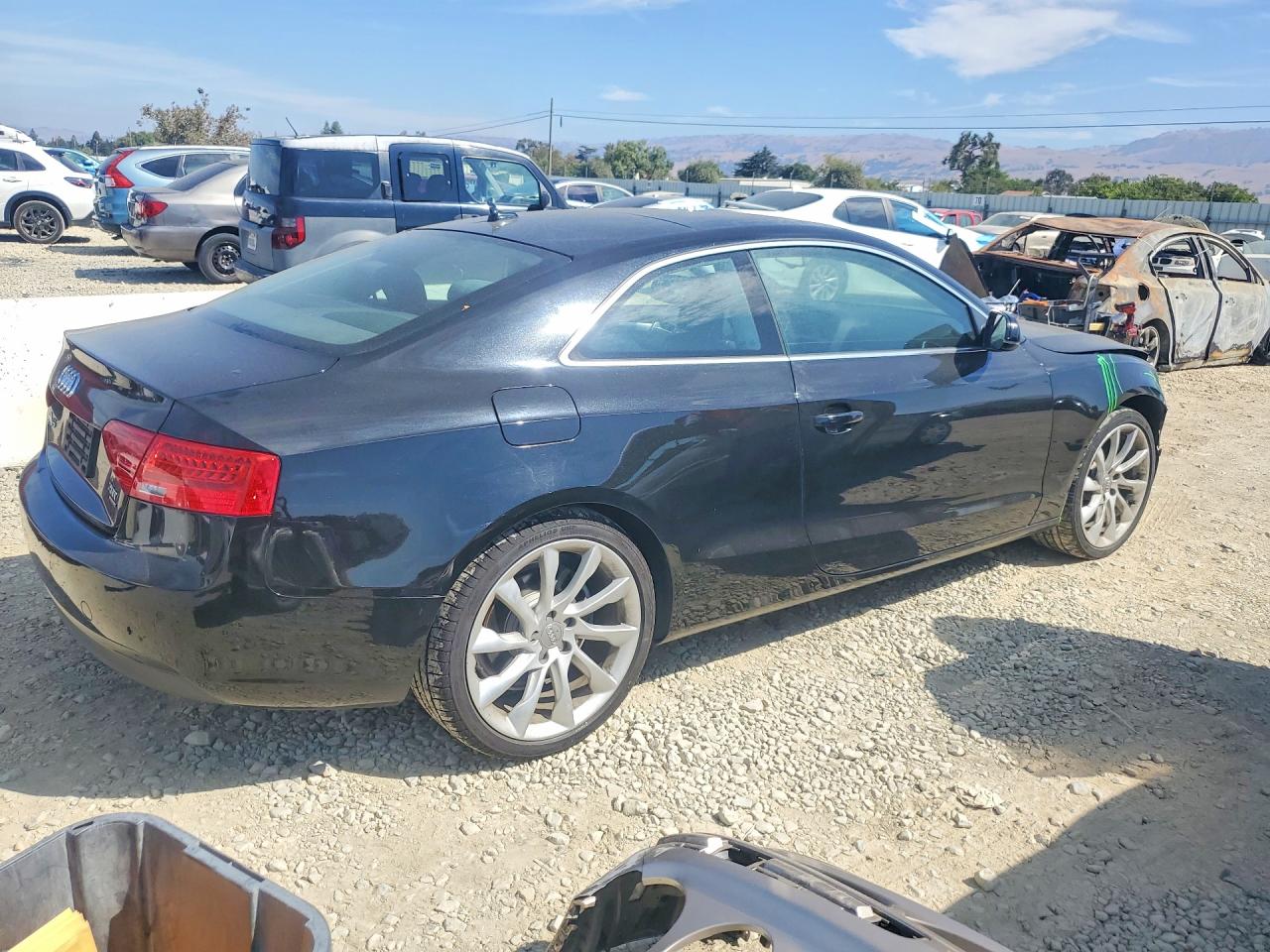 2014 Audi A5 Premium Plus Черный vin: WAULFAFR9EA031947