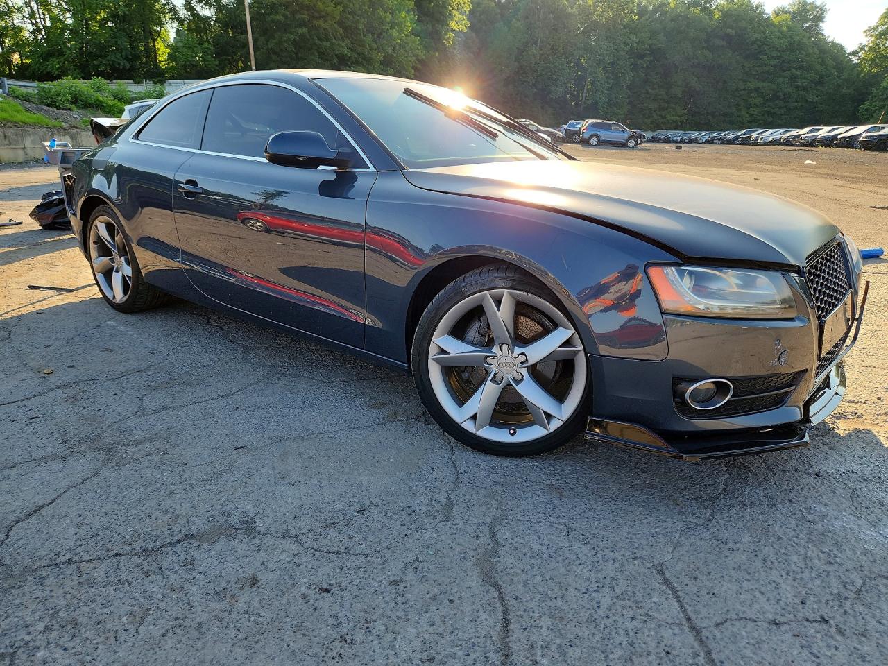 2010 Audi A5 Premium Plus Gray vin: WAULFAFRXAA004931