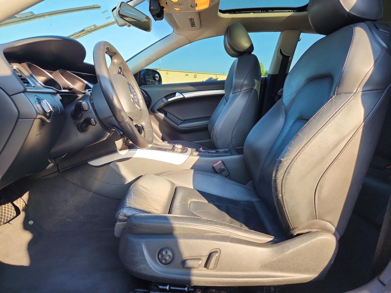 2010 Audi A5 Premium Plus Gray vin: WAULFAFRXAA004931
