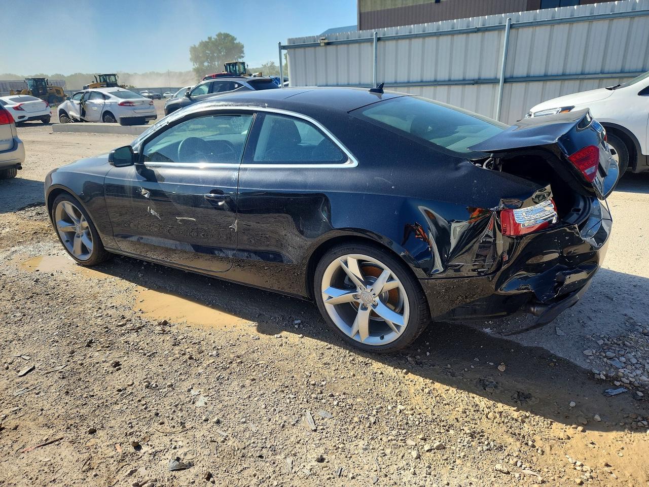 2012 Audi A5 Premium Plus Черный vin: WAULFAFRXCA000719