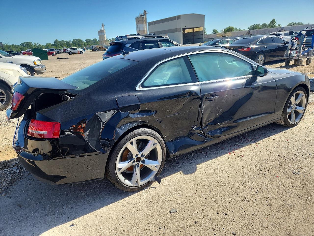 2012 Audi A5 Premium Plus Черный vin: WAULFAFRXCA000719
