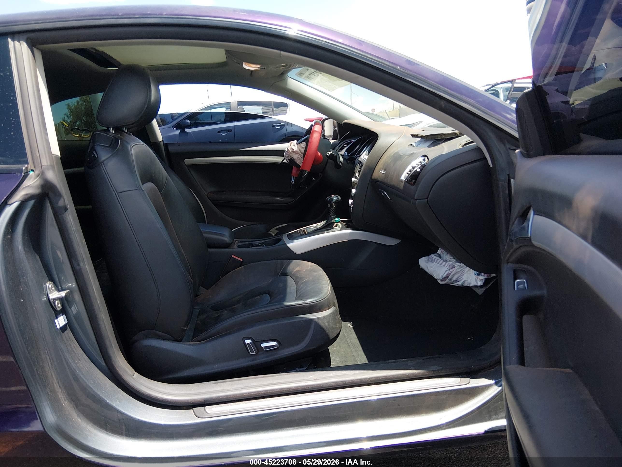 2013 Audi A5 2.0t Premium Purple vin: WAULFAFRXDA037593