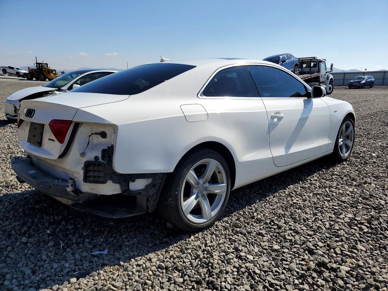 2014 Audi A5 Premium Plus White vin: WAULFAFRXEA010413