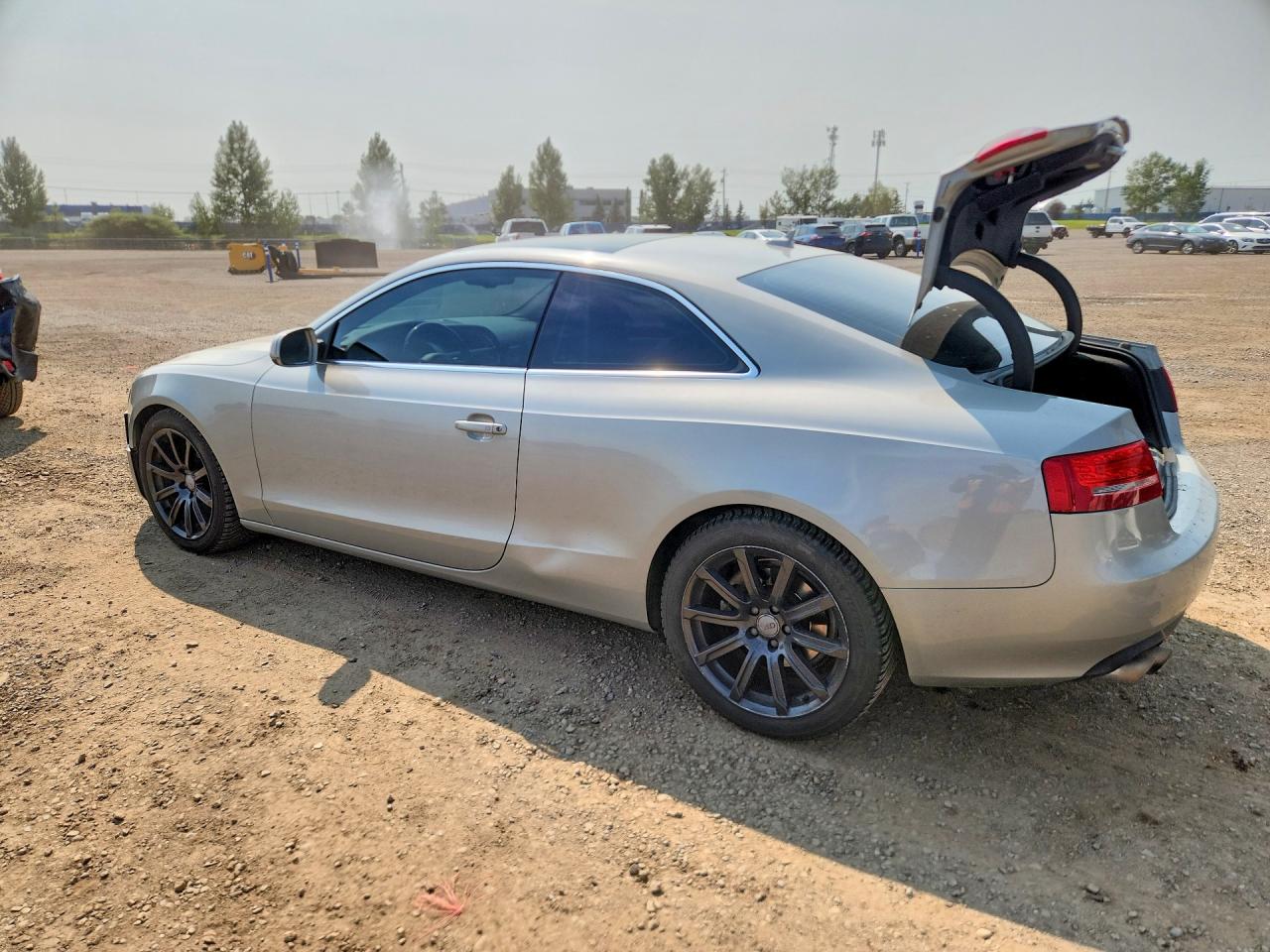 2010 Audi A5 Premium Plus Gray vin: WAULFBFR8AA002049