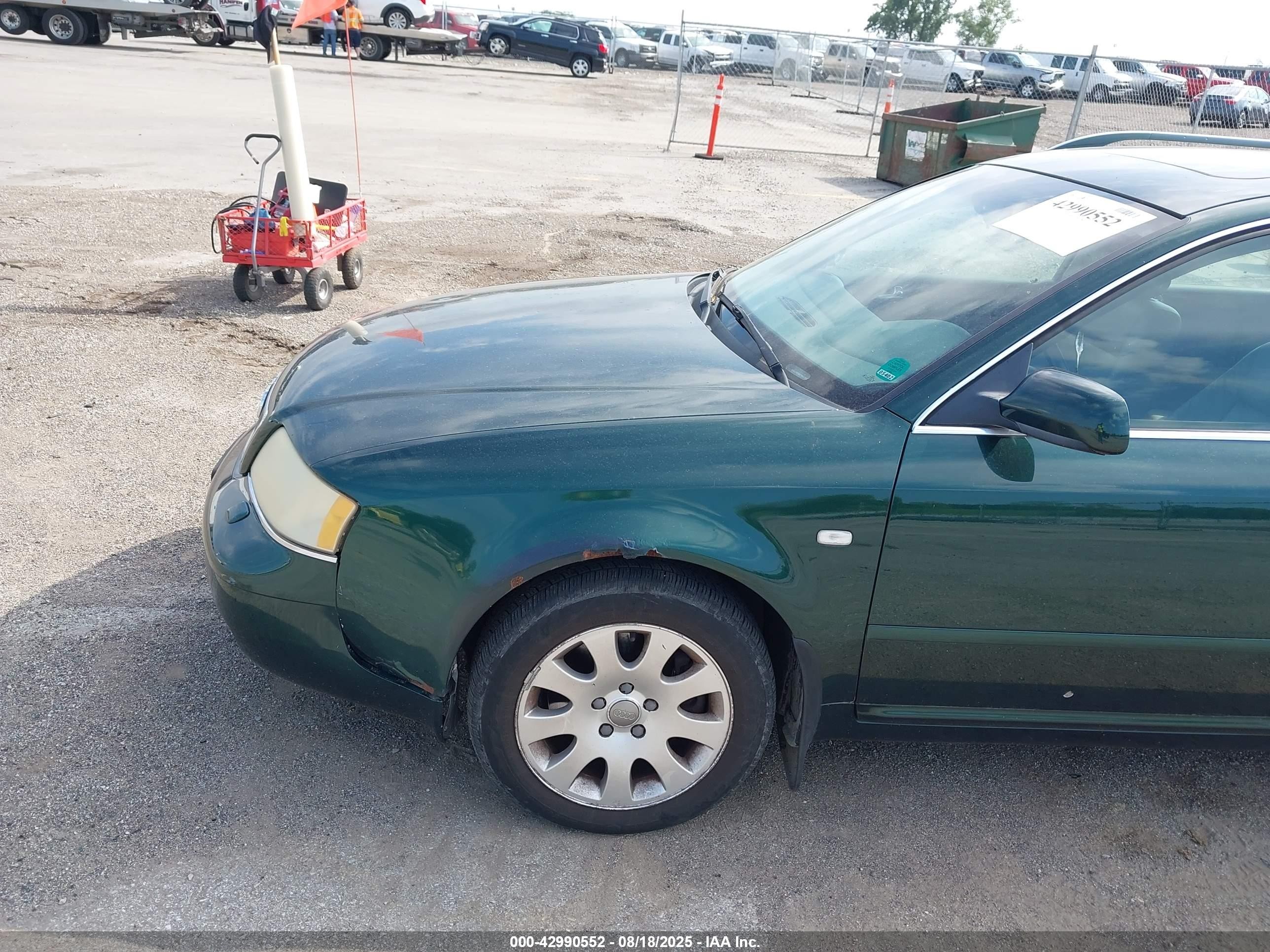 2000 Audi A6 Avant Зеленый vin: WAULH24B2YN037012