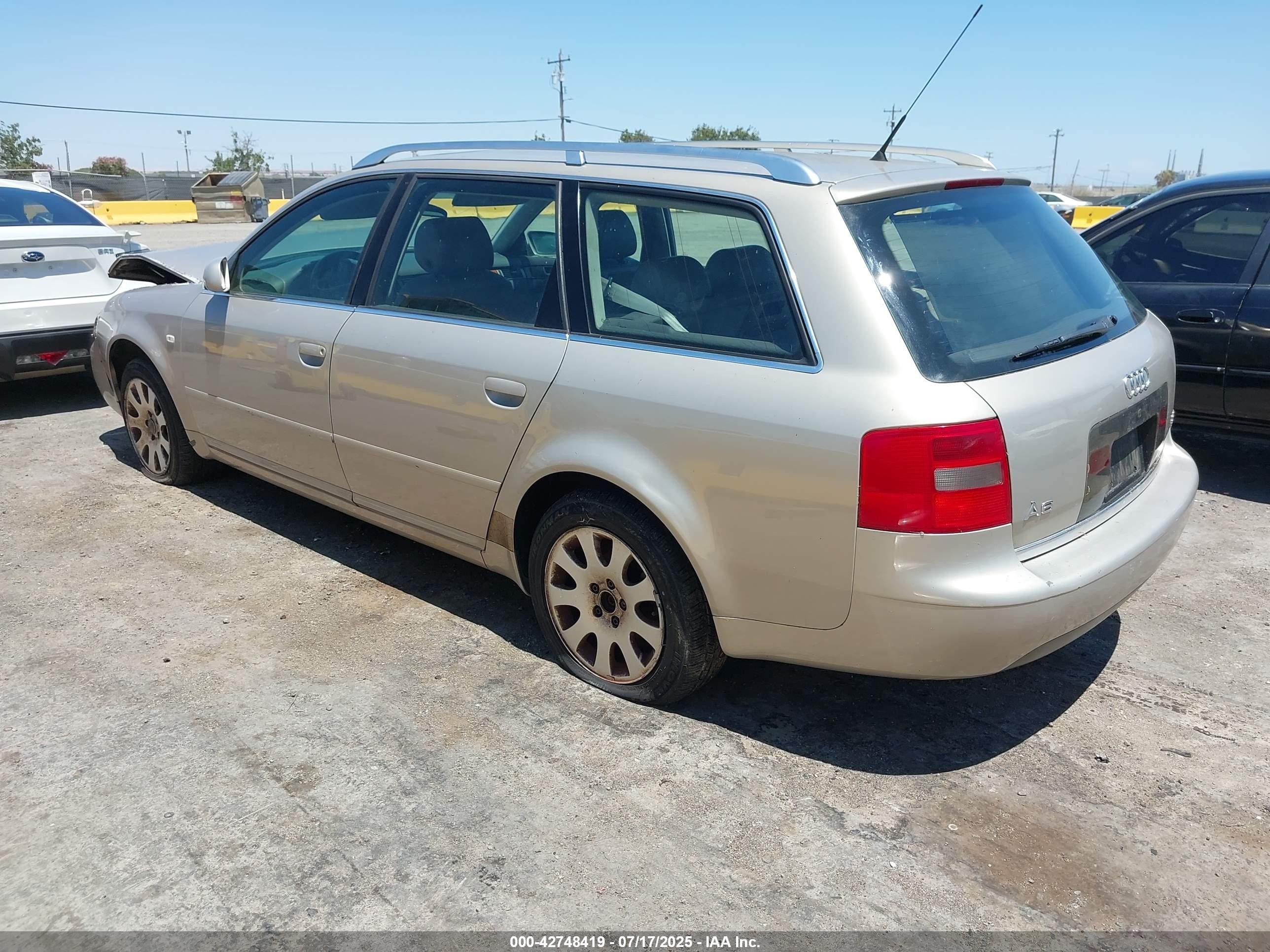 2000 Audi A6 Avant Бежевый vin: WAULH24B3YN124868