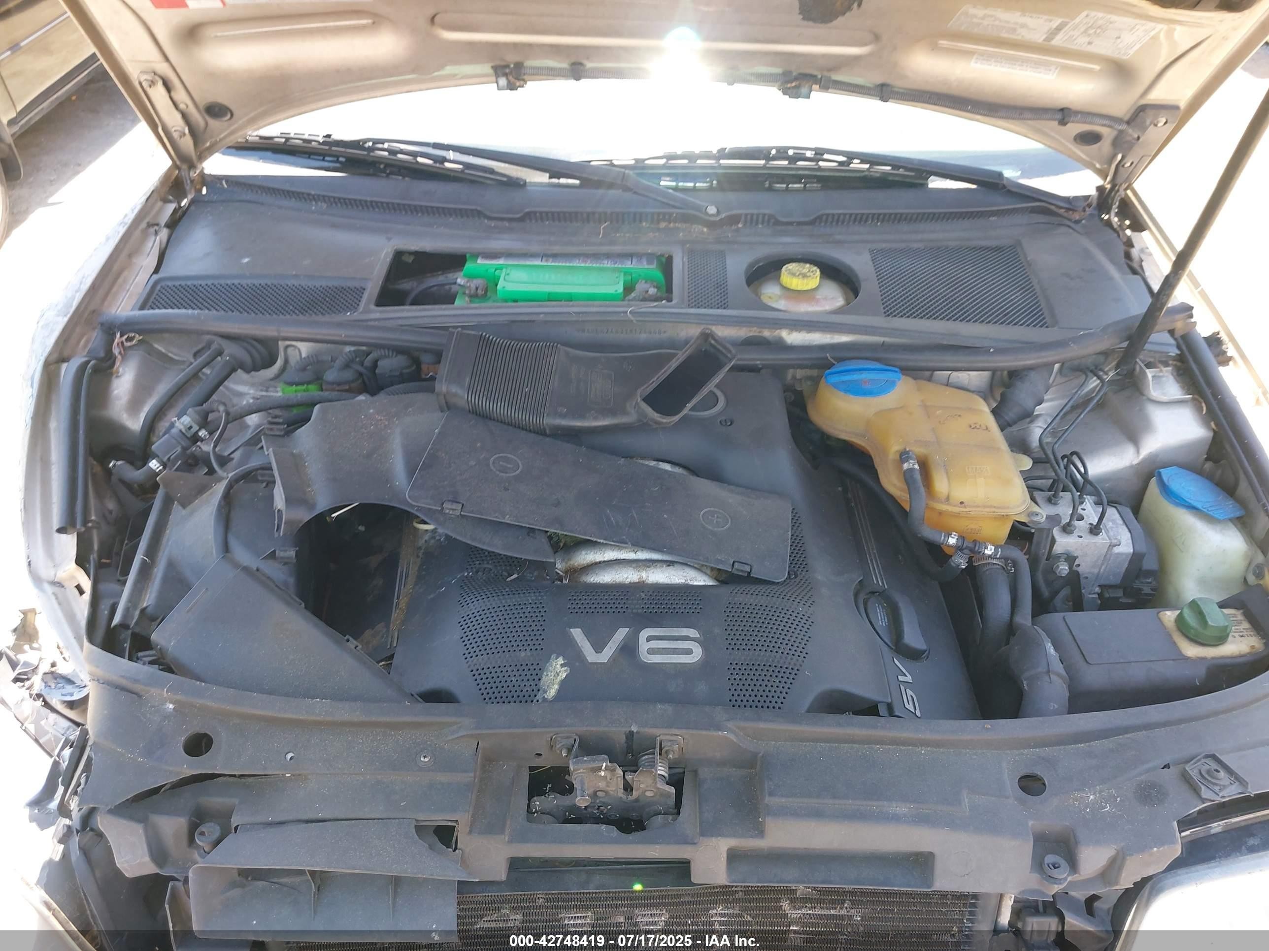2000 Audi A6 Avant Бежевый vin: WAULH24B3YN124868