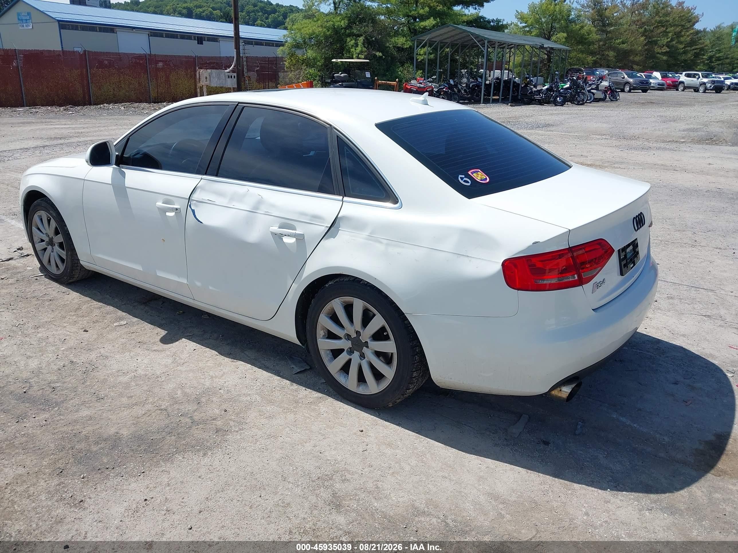 2009 Audi A4 3.2 Premium Plus Белый vin: WAULK78KX9A105851