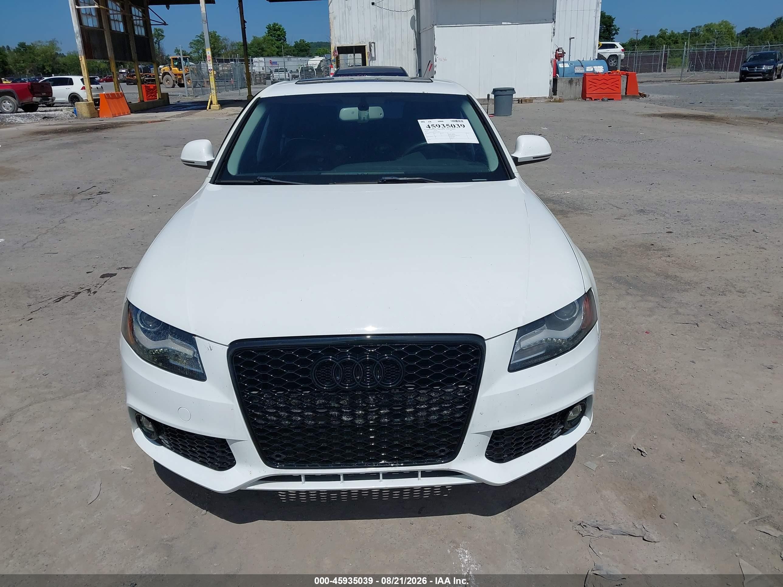 2009 Audi A4 3.2 Premium Plus Белый vin: WAULK78KX9A105851