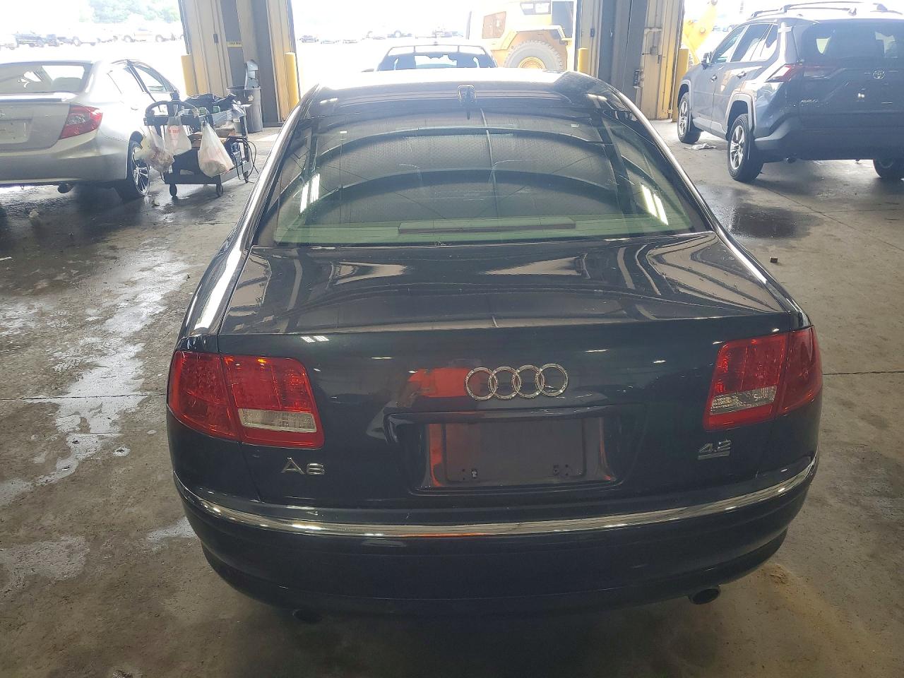 2005 Audi A8 4.2 Quattro Gray vin: WAULL44E25N014796