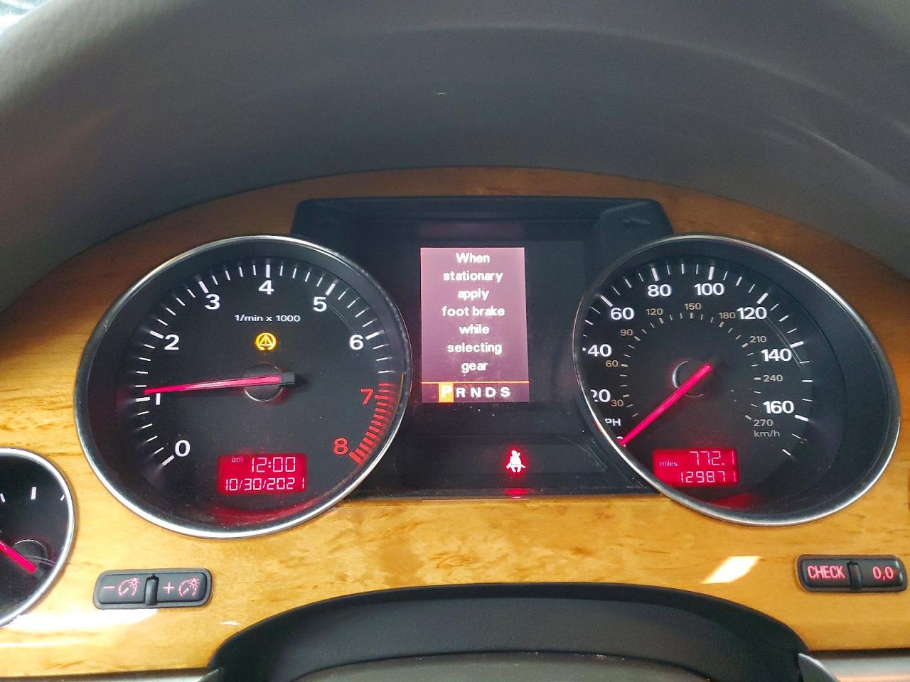 2006 Audi A8 4.2 Quattro Gold vin: WAULL44E26N015495