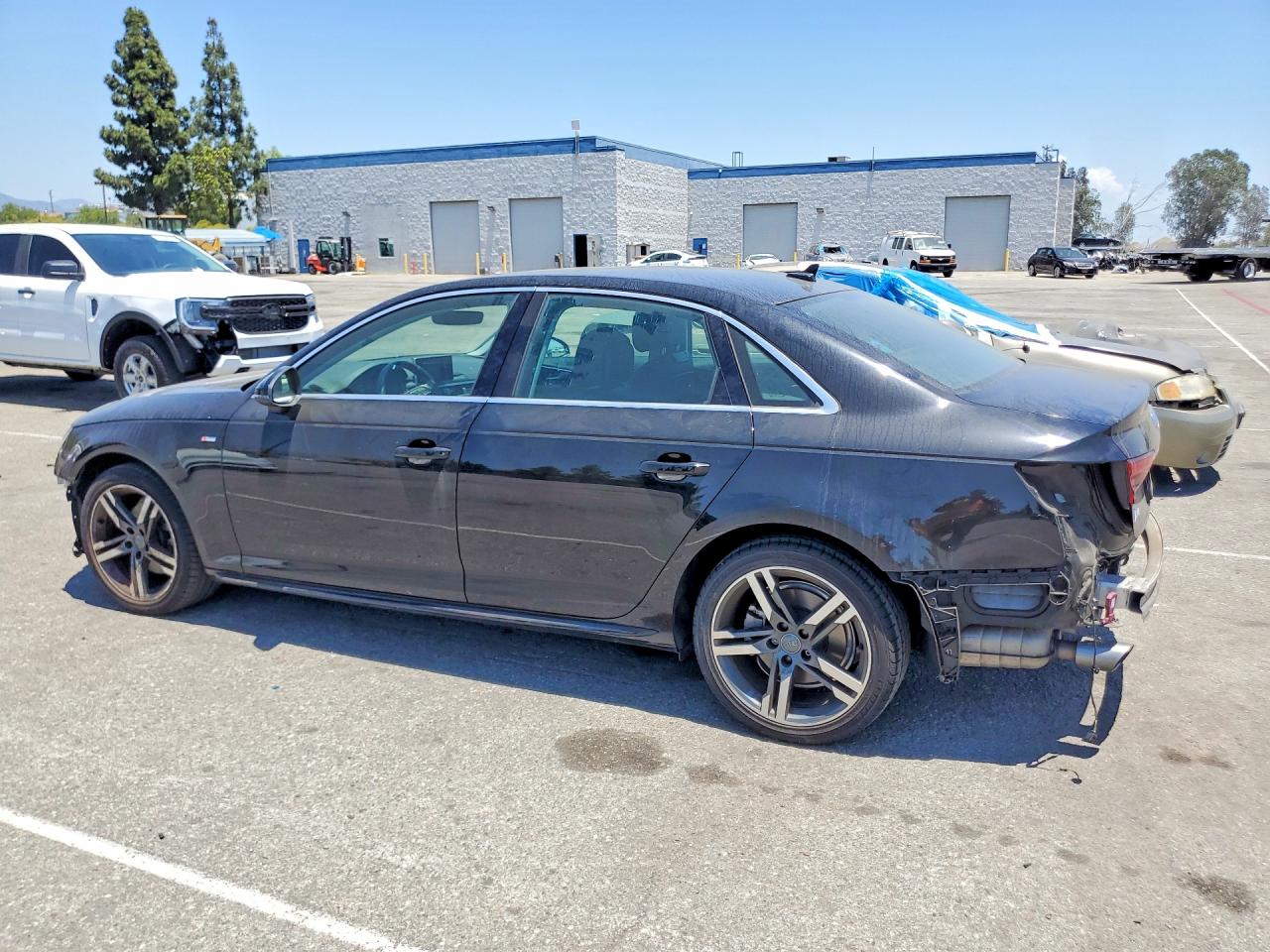 2018 Audi A4 Premium Plus Black vin: WAULMAF47JN005571