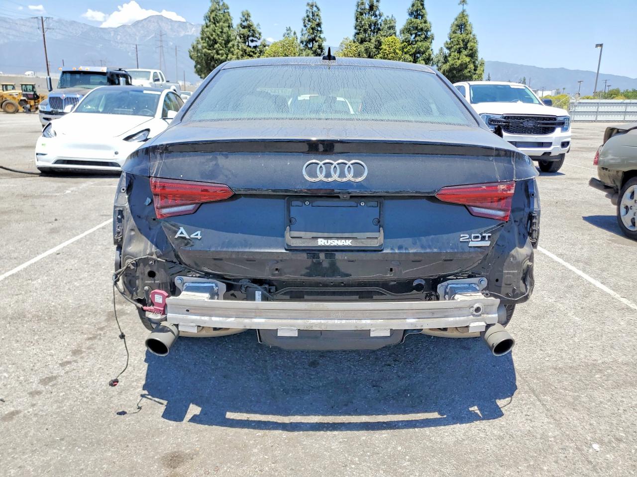 2018 Audi A4 Premium Plus Black vin: WAULMAF47JN005571