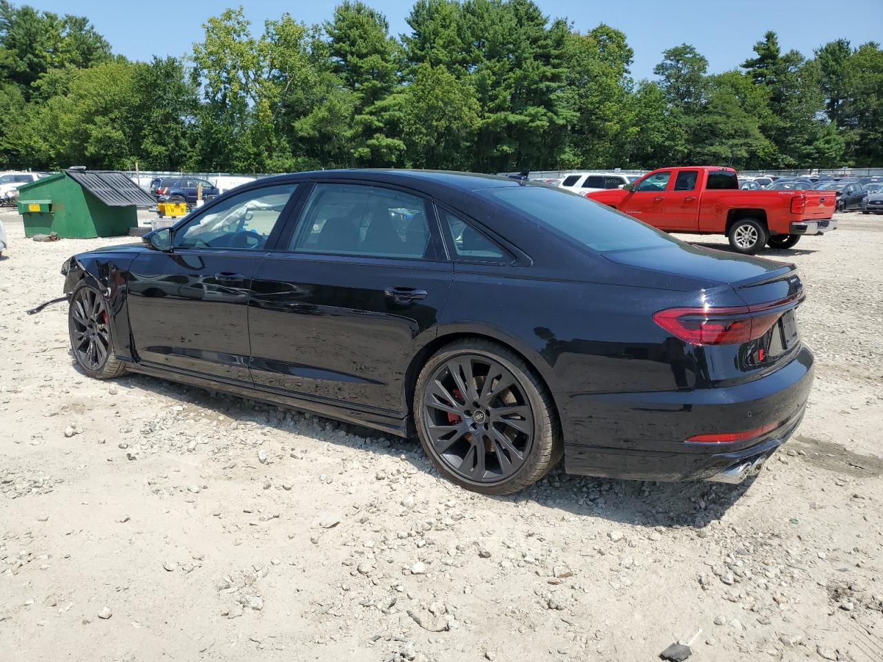 2025 Audi S8    Black vin: WAULSAF82SN006962