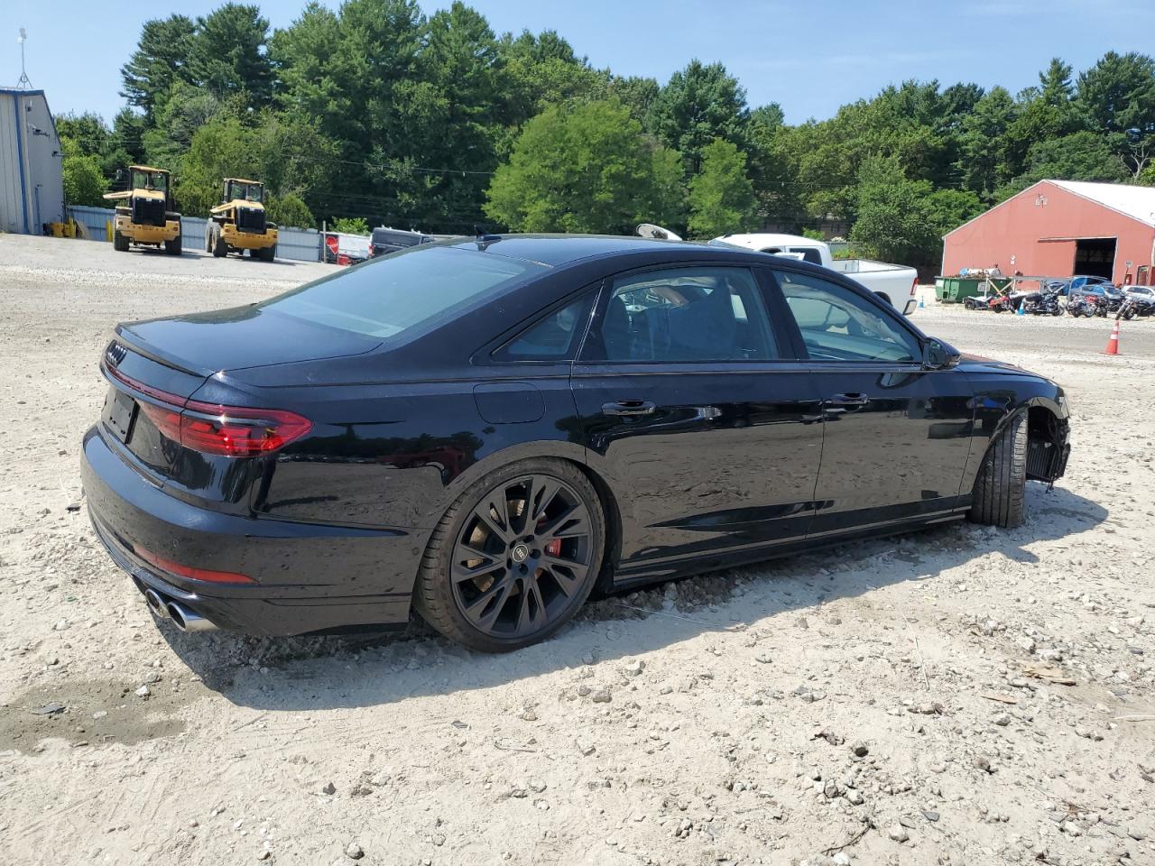 2025 Audi S8    Black vin: WAULSAF82SN006962