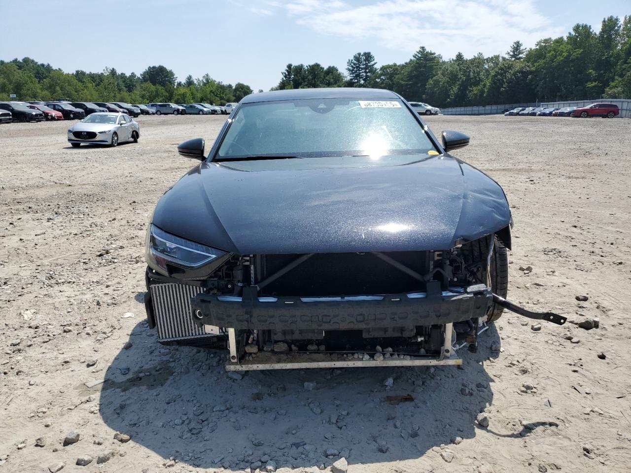 2025 Audi S8    Black vin: WAULSAF82SN006962