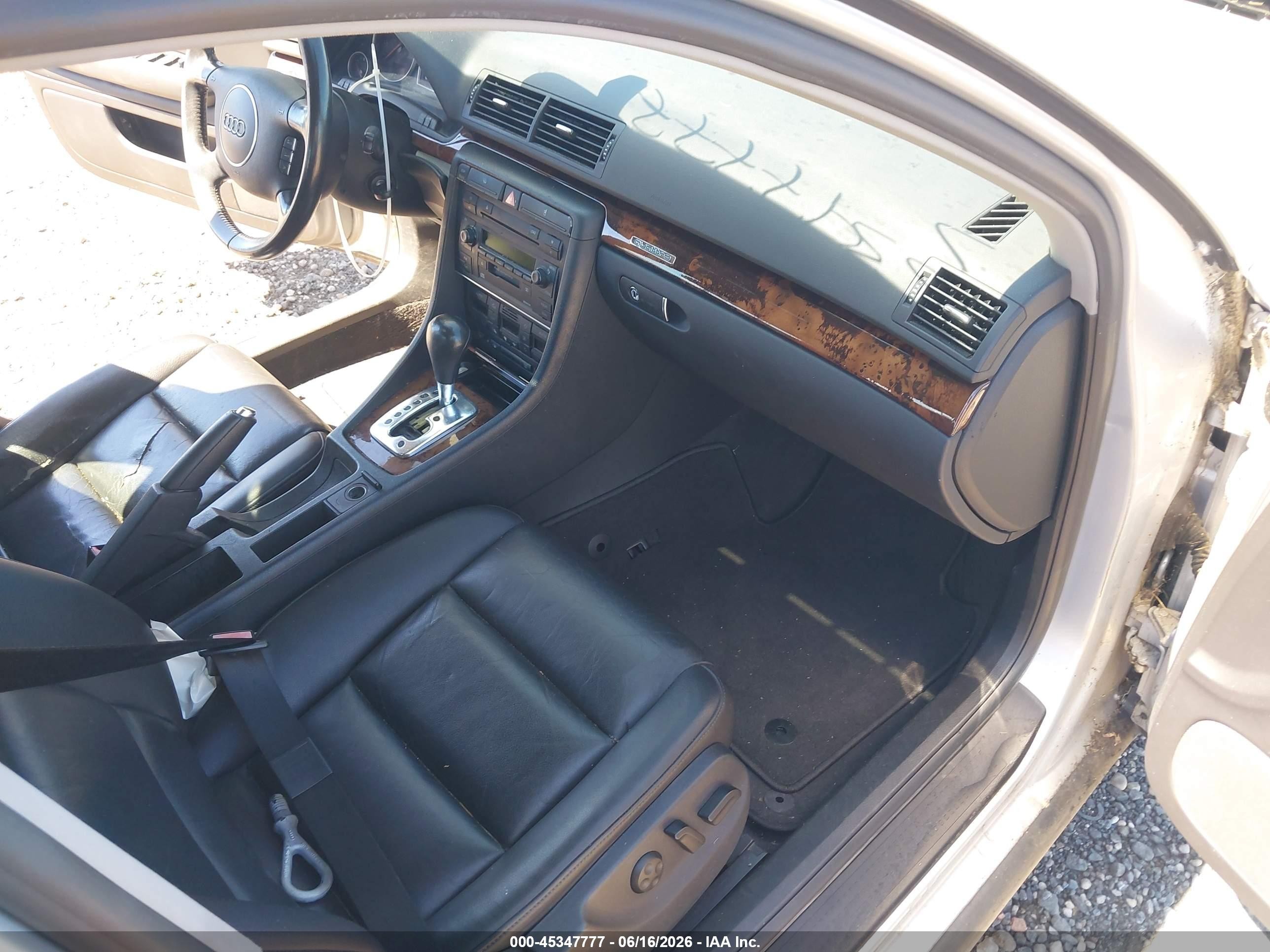 2003 Audi A4 3.0 Серебряный vin: WAULT68E03A290033