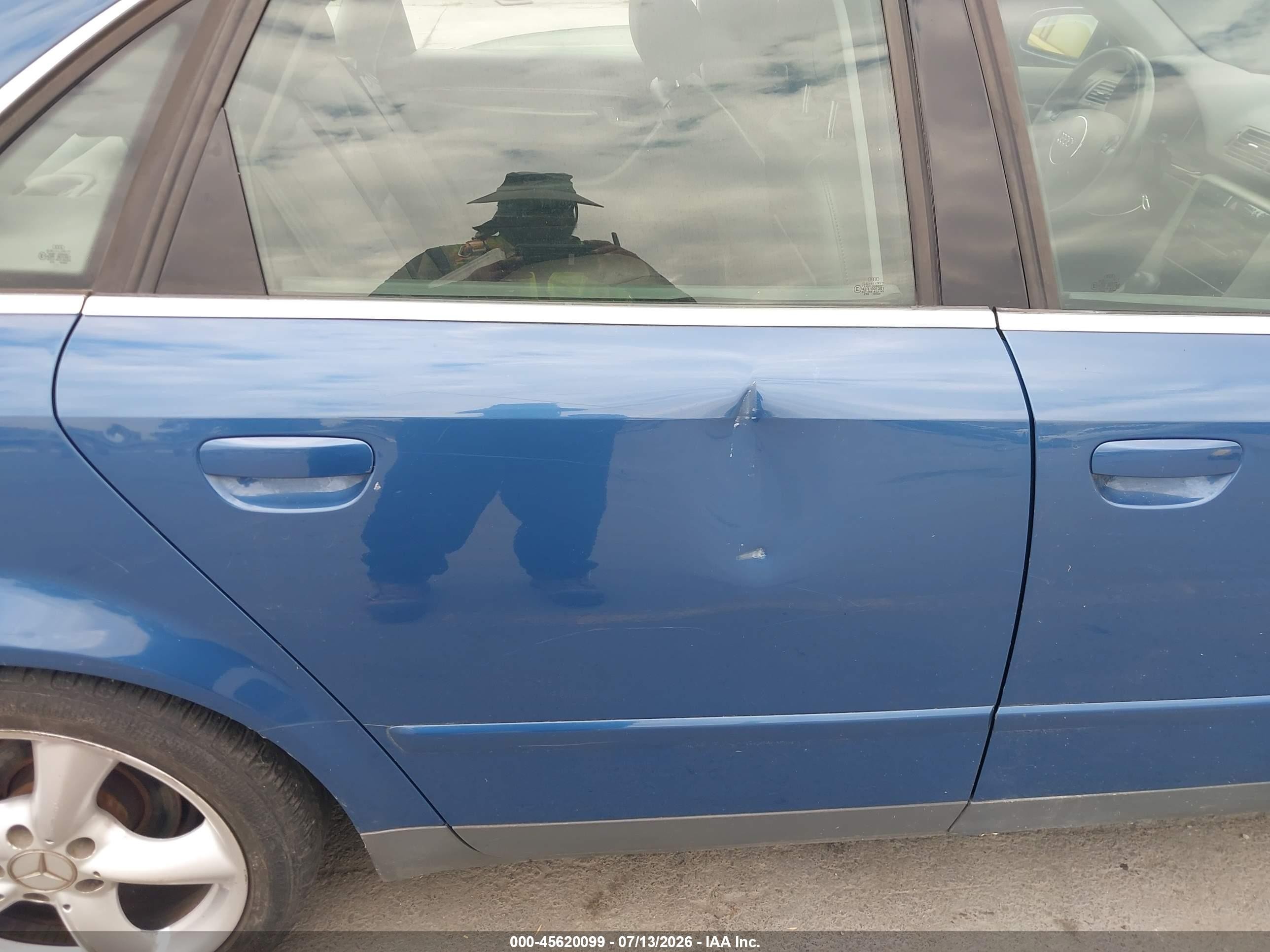 2002 Audi A4 3.0 Blue vin: WAULT68E32A101700