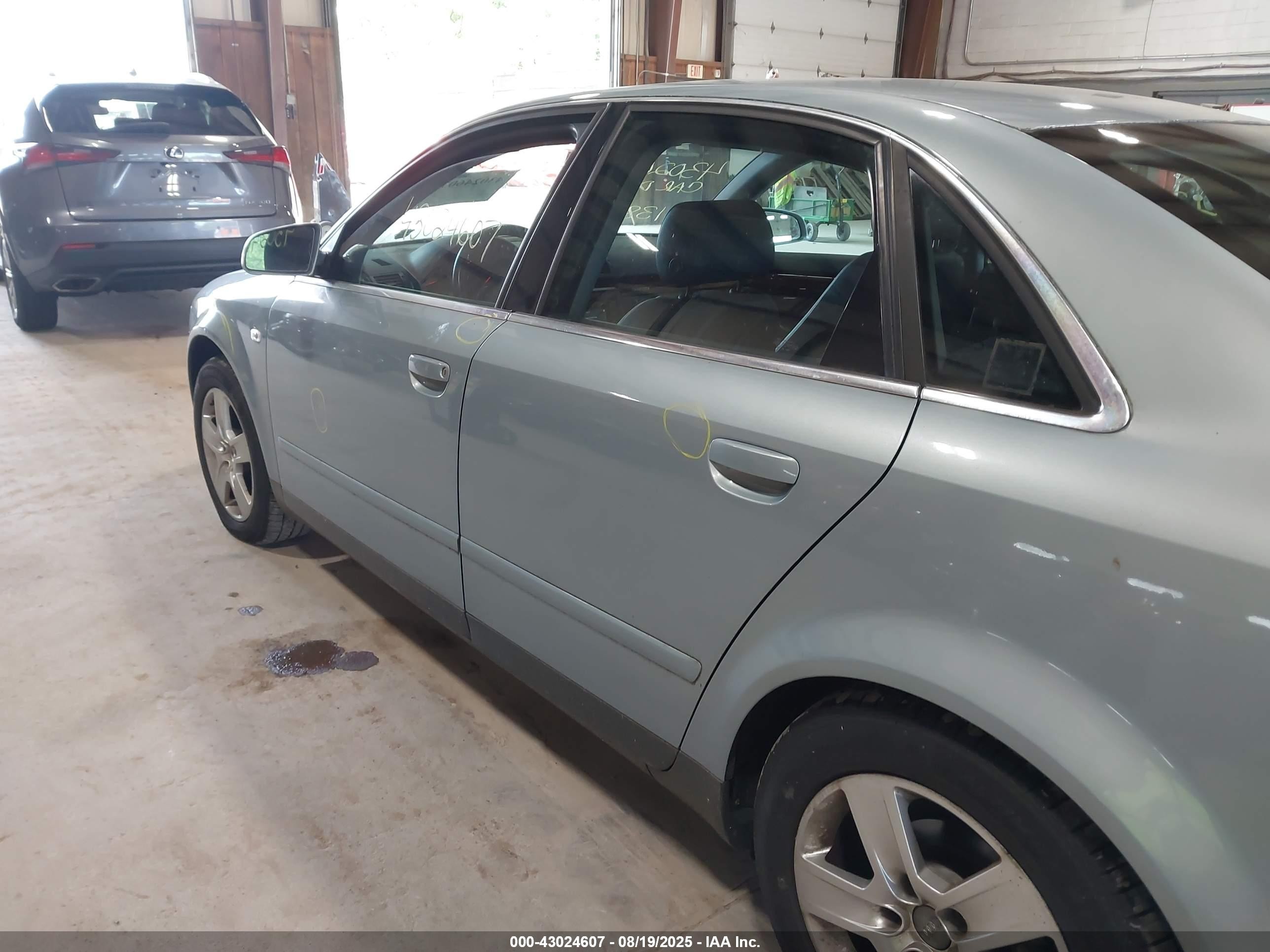 2002 Audi A4 3.0 Blue vin: WAULT68E32A125401