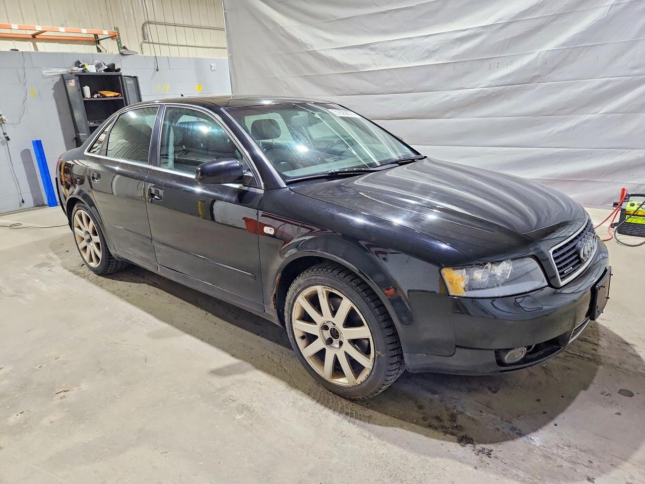 2005 Audi A4 3.0 Quattro Black vin: WAULT68E55A062788