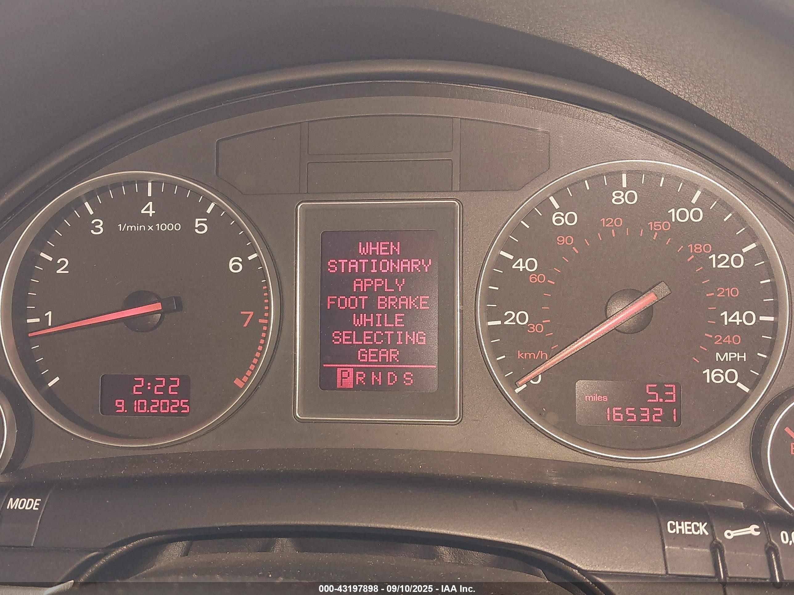 2002 Audi A4 3.0 Серебряный vin: WAULT68E62A132519