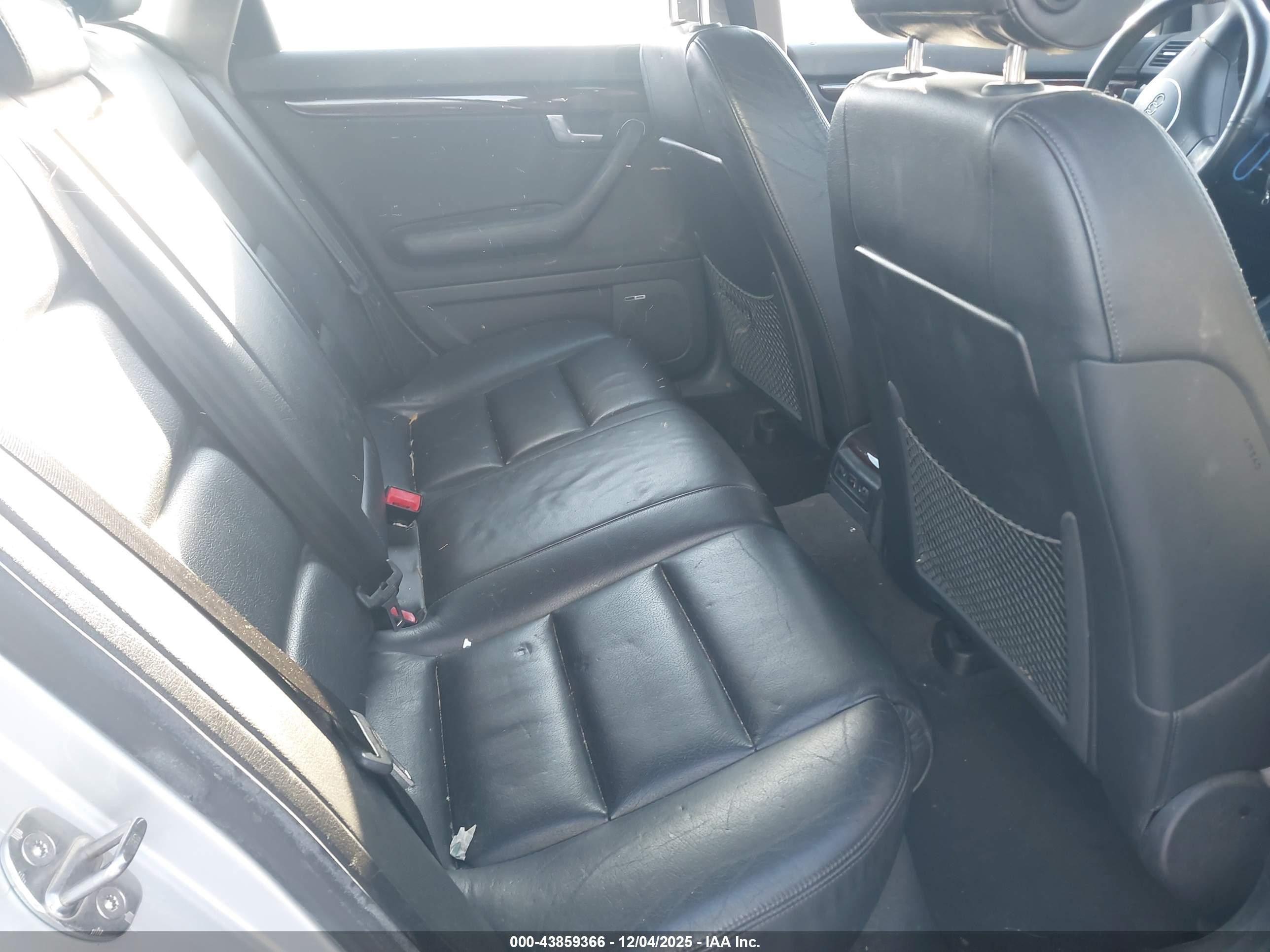 2002 Audi A4 3.0 Silver vin: WAULT68EX2A135617