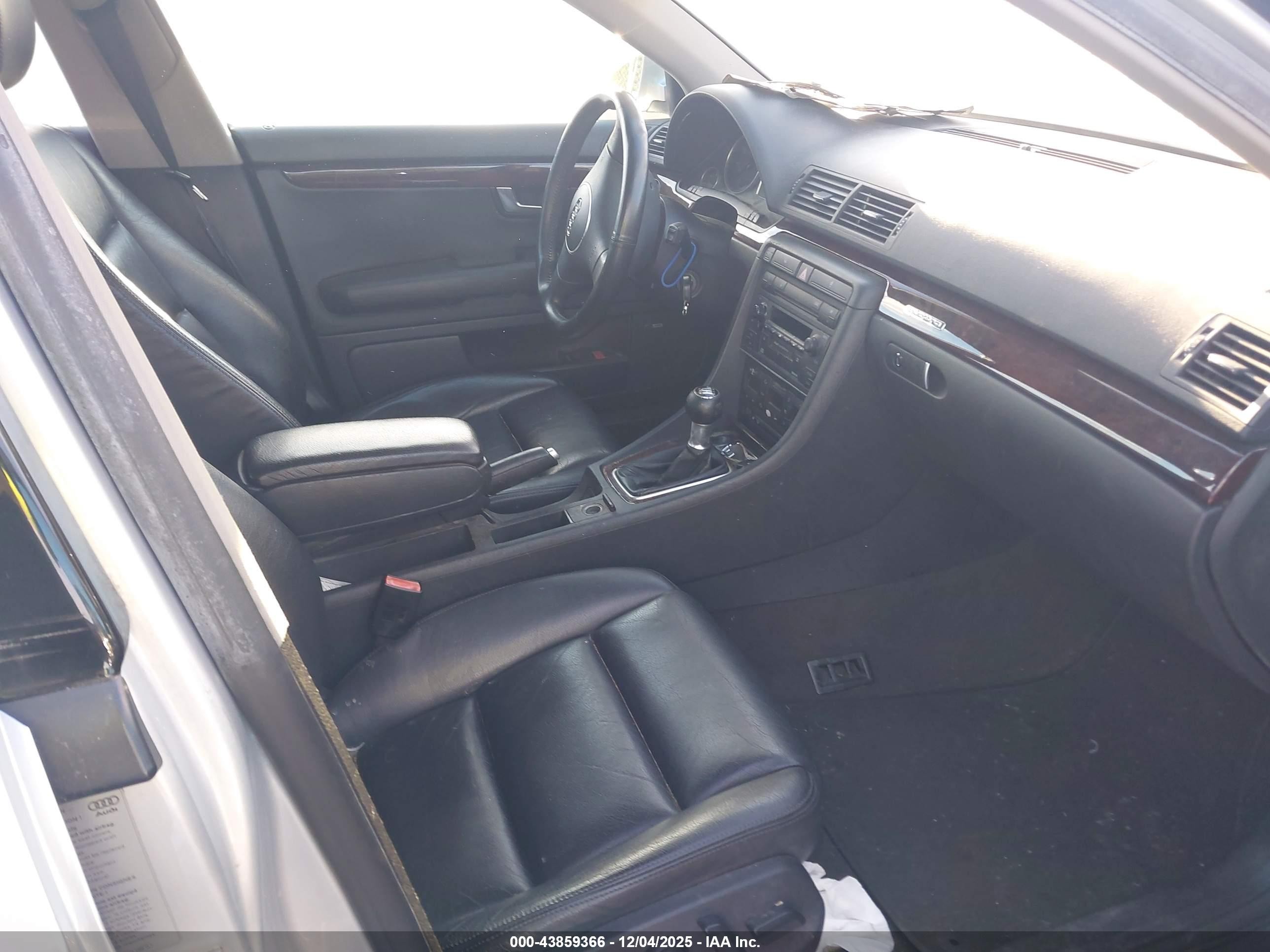 2002 Audi A4 3.0 Silver vin: WAULT68EX2A135617
