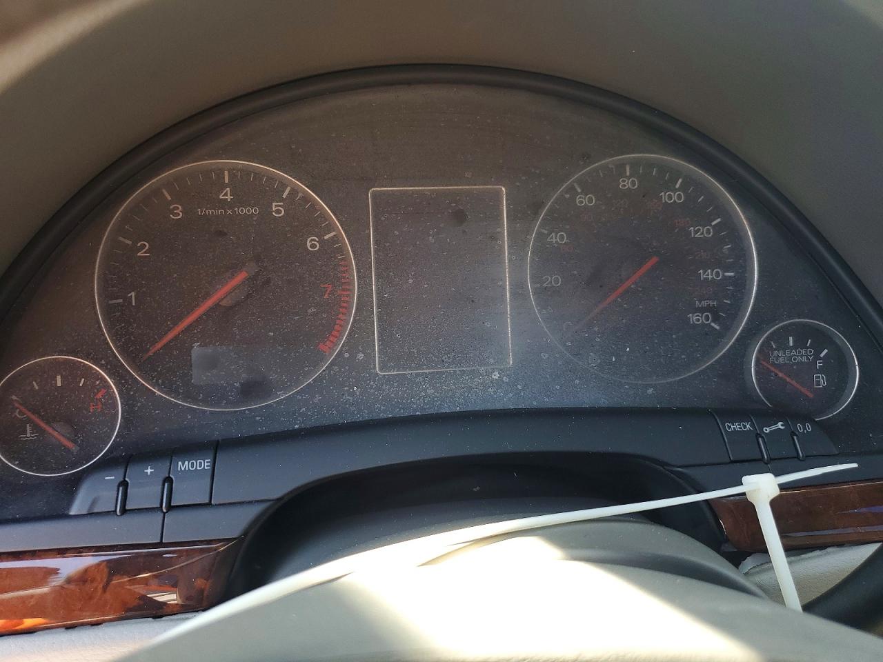 2005 Audi A4 3.0 Quattro Белый vin: WAULT68EX5A032900
